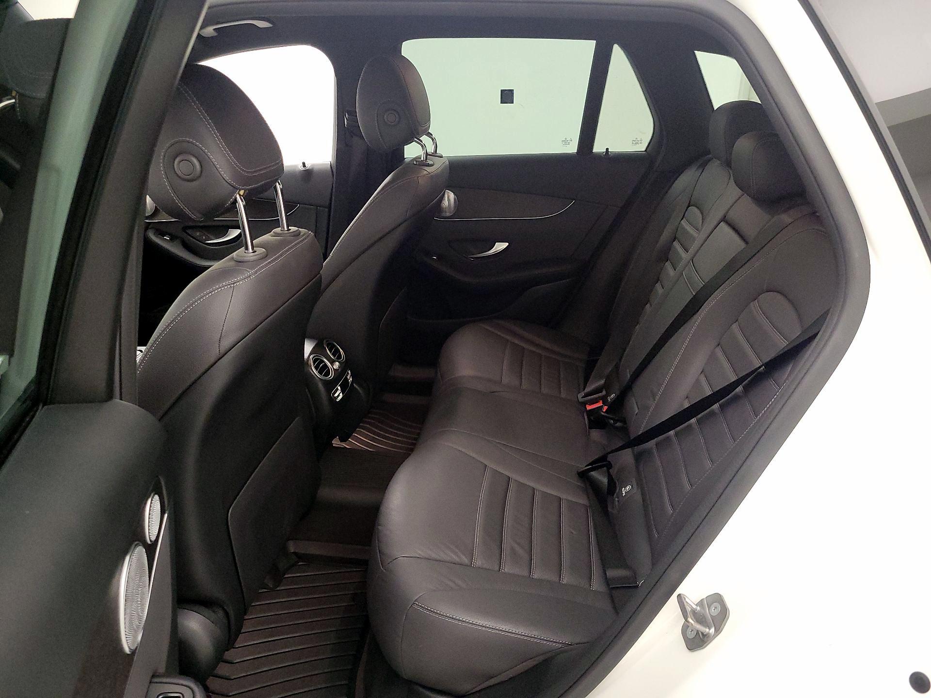 Thumbnail: 2020 Mercedes-Benz GLC - 17