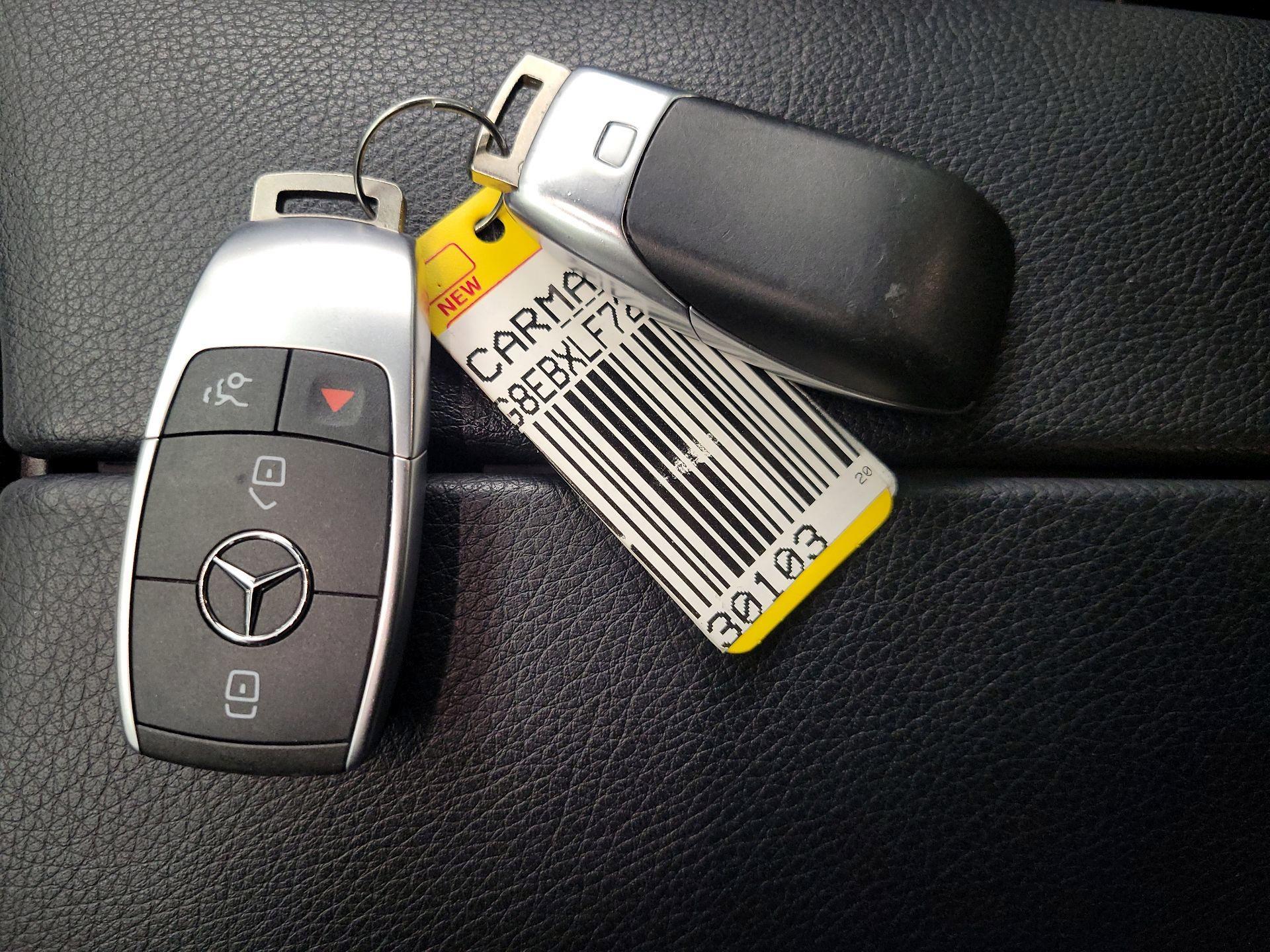 Thumbnail: 2020 Mercedes-Benz GLC - 20