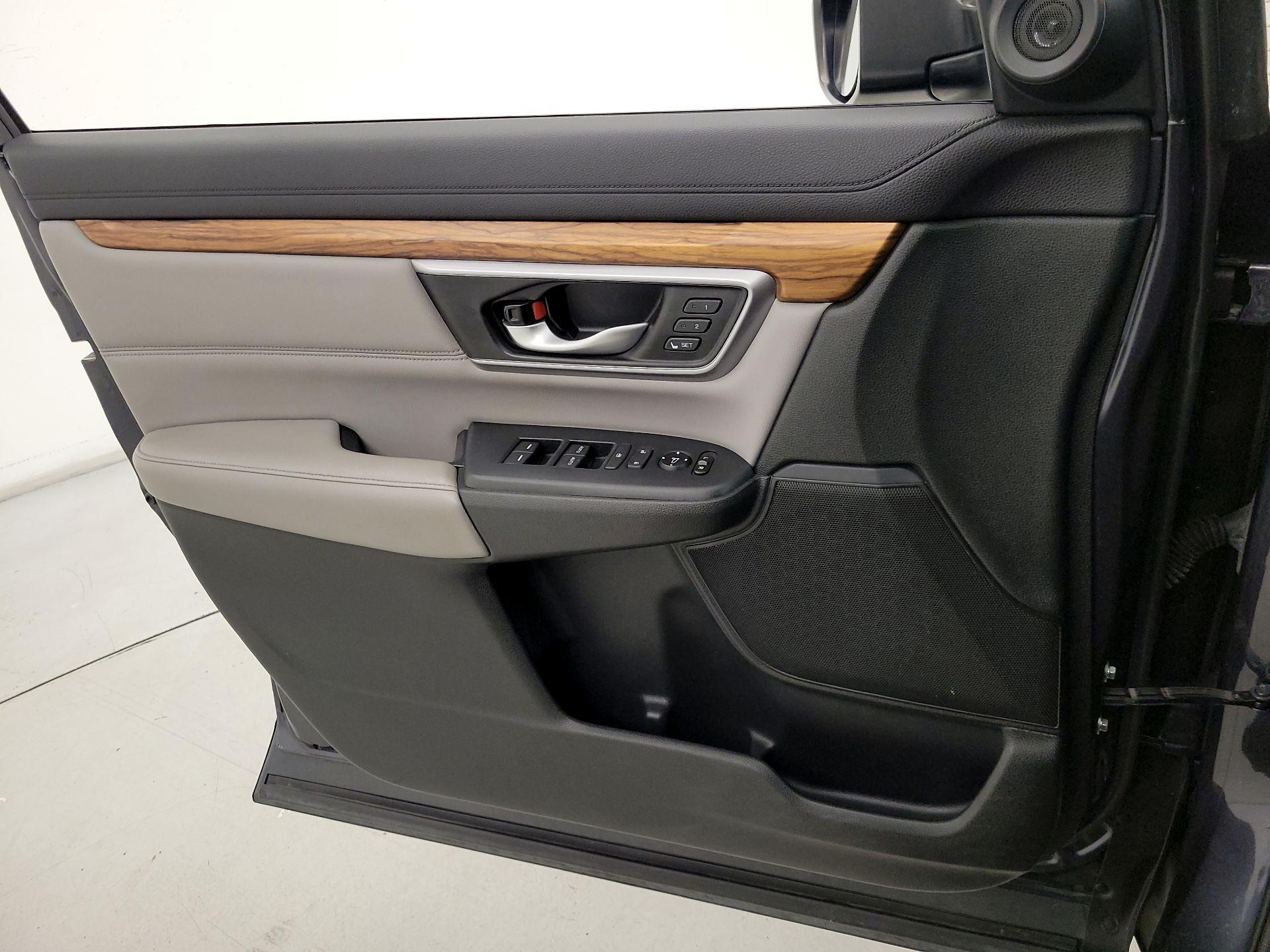 Thumbnail: 2017 Honda CR-V - 12