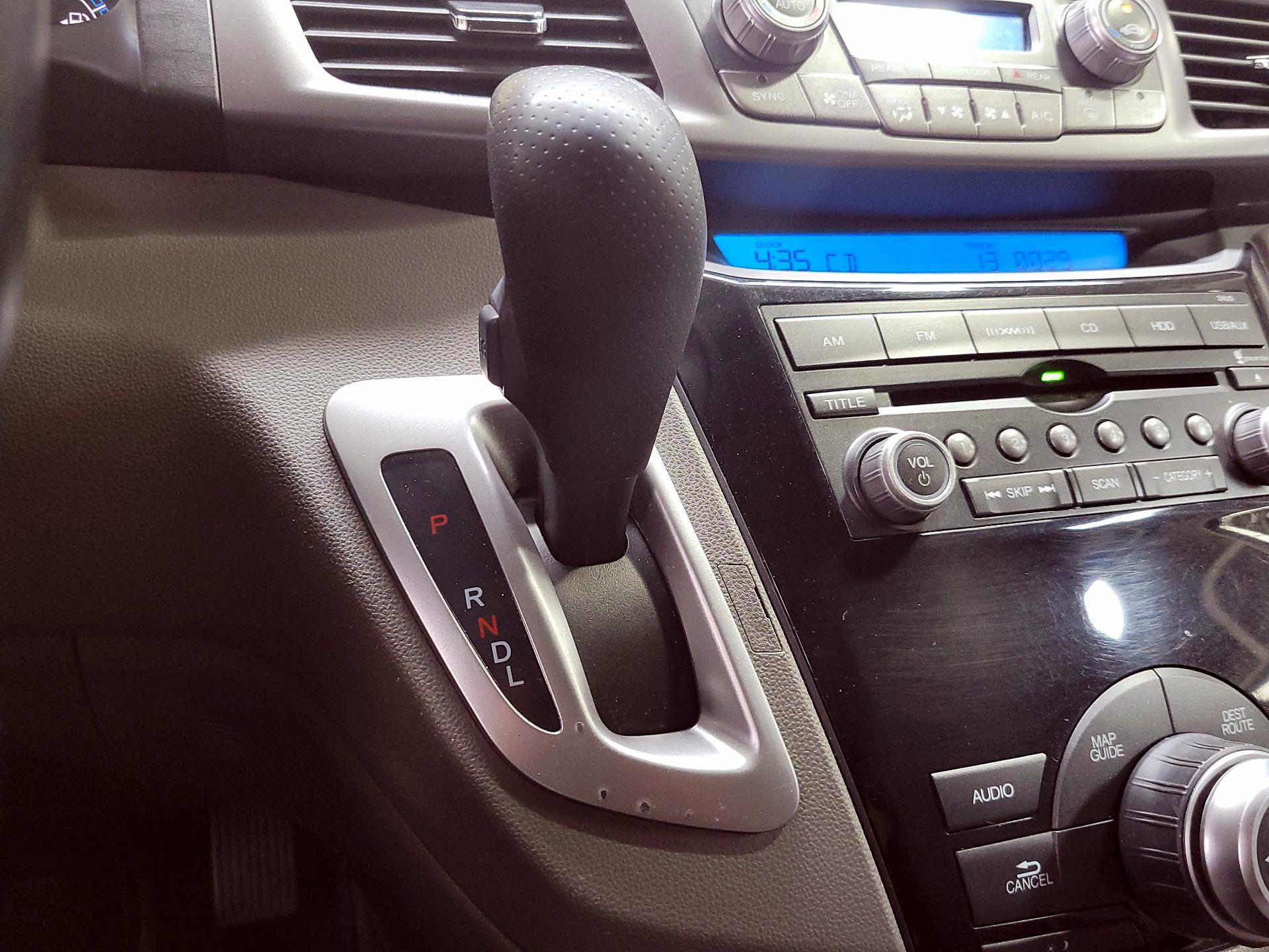 Thumbnail: 2013 Honda Odyssey - 18