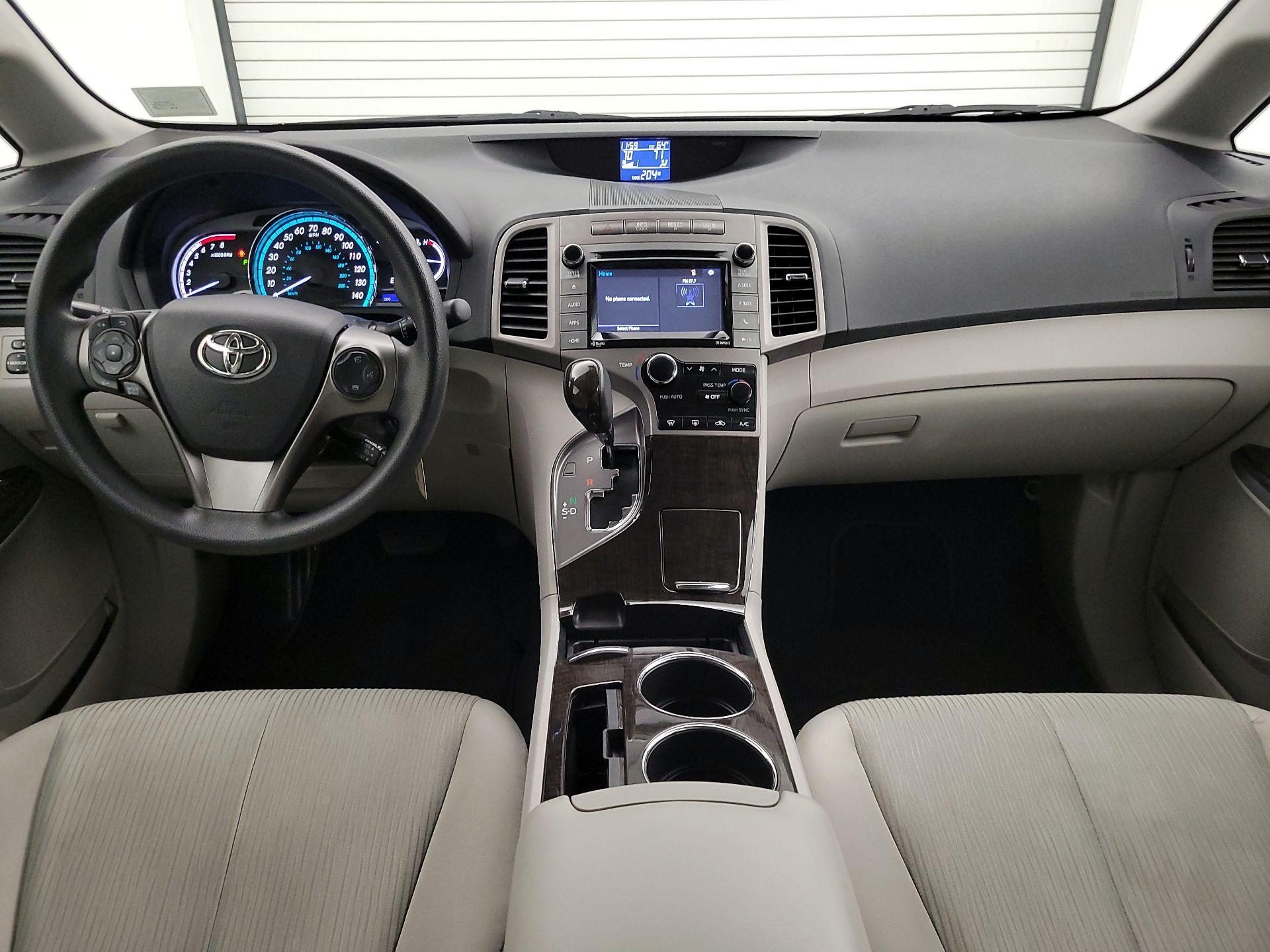 Thumbnail: 2015 Toyota Venza - 9