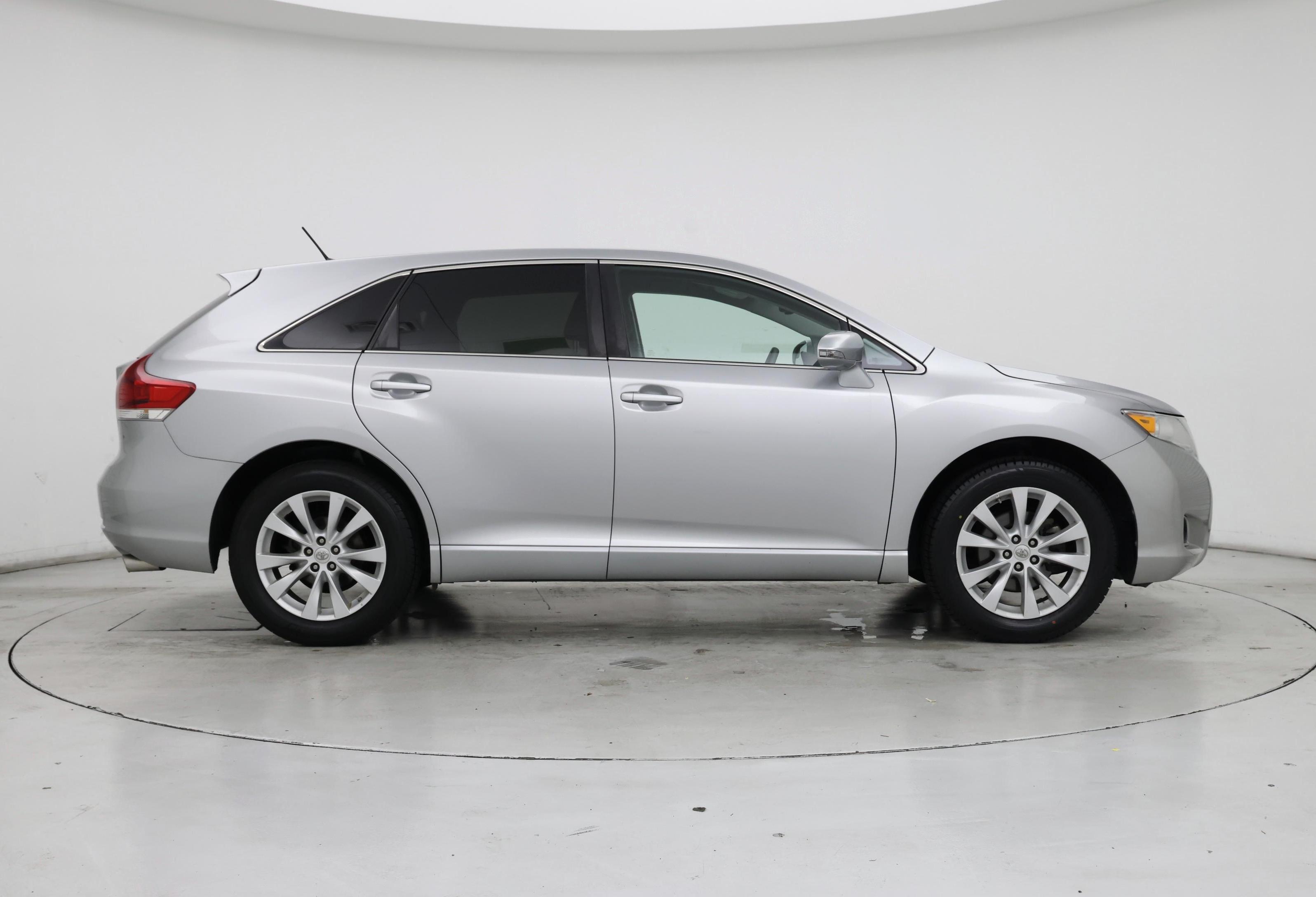 Thumbnail: 2015 Toyota Venza - 7