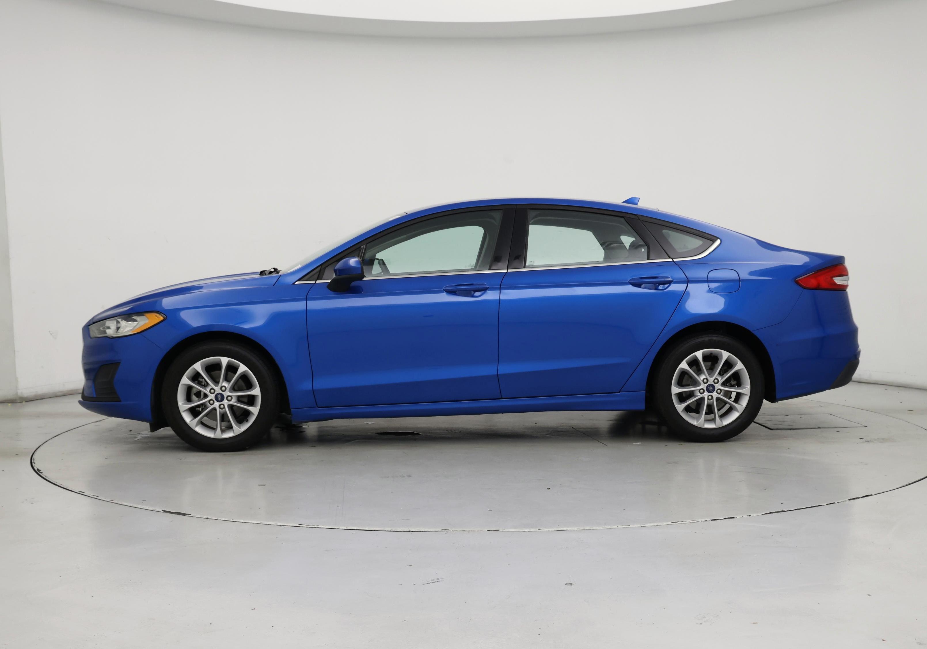Thumbnail: 2020 Ford Fusion - 3