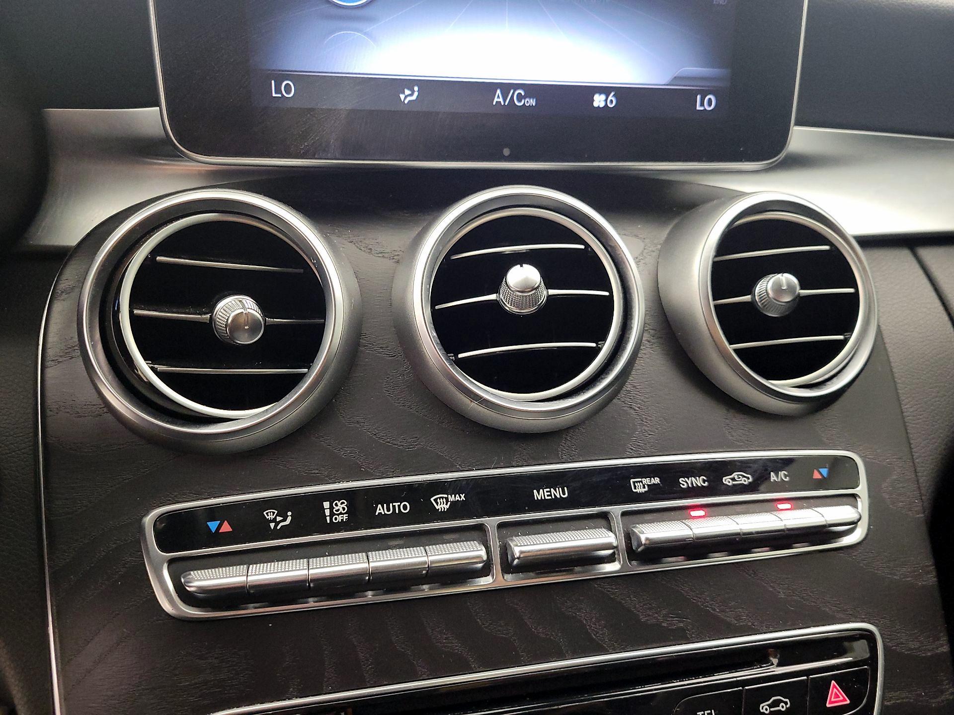 Thumbnail: 2016 Mercedes-Benz C-Class - 17