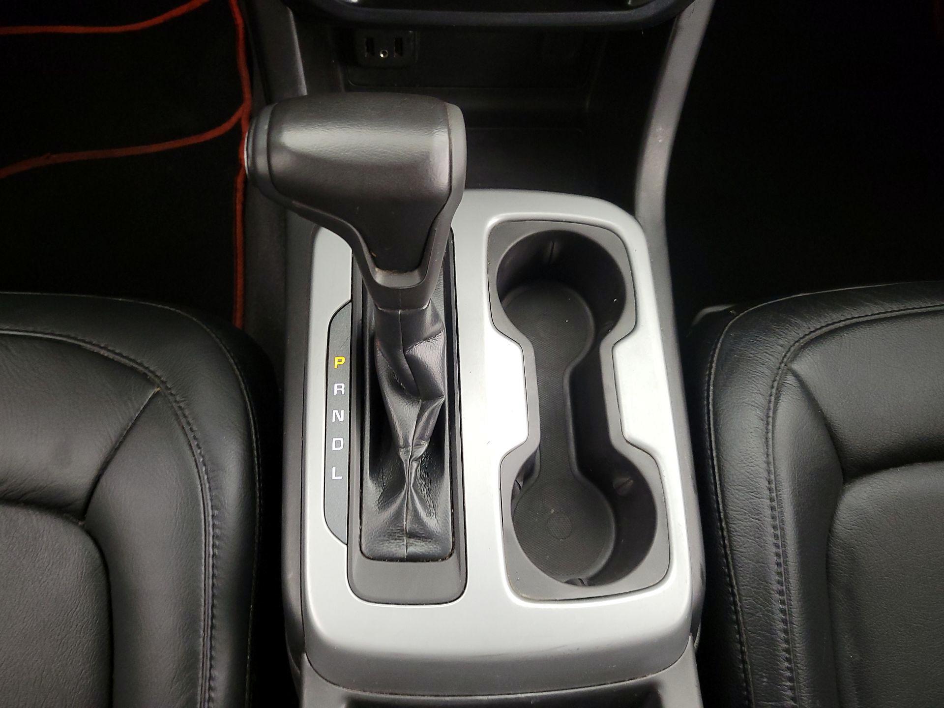 Thumbnail: 2019 Chevrolet Colorado - 17