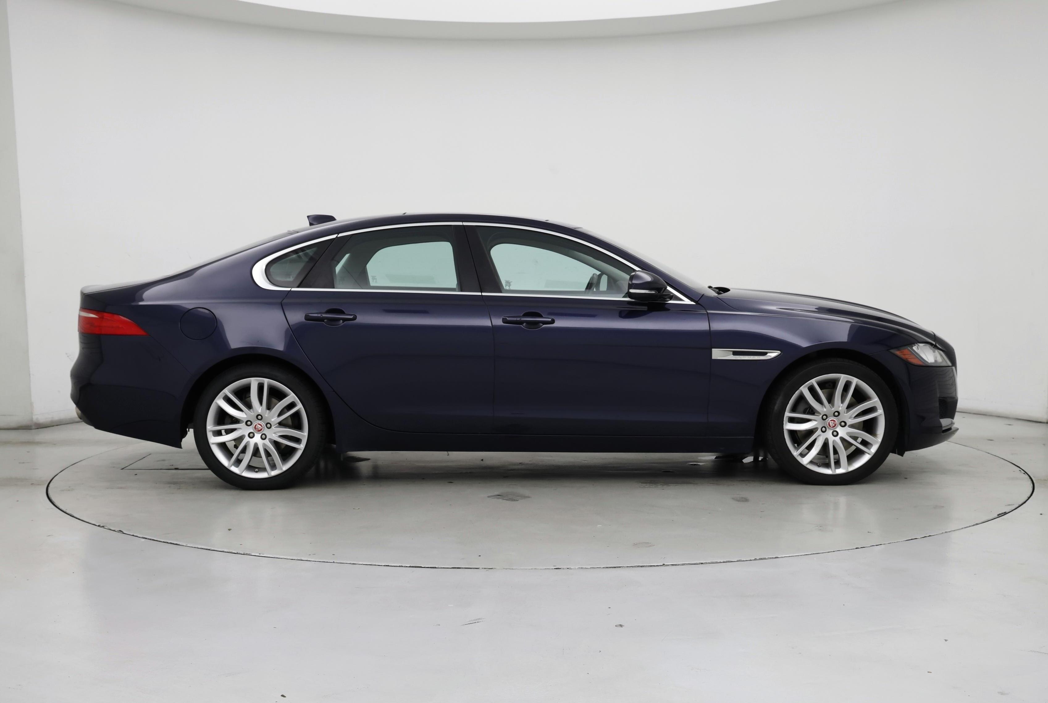 Thumbnail: 2016 Jaguar XF - 7