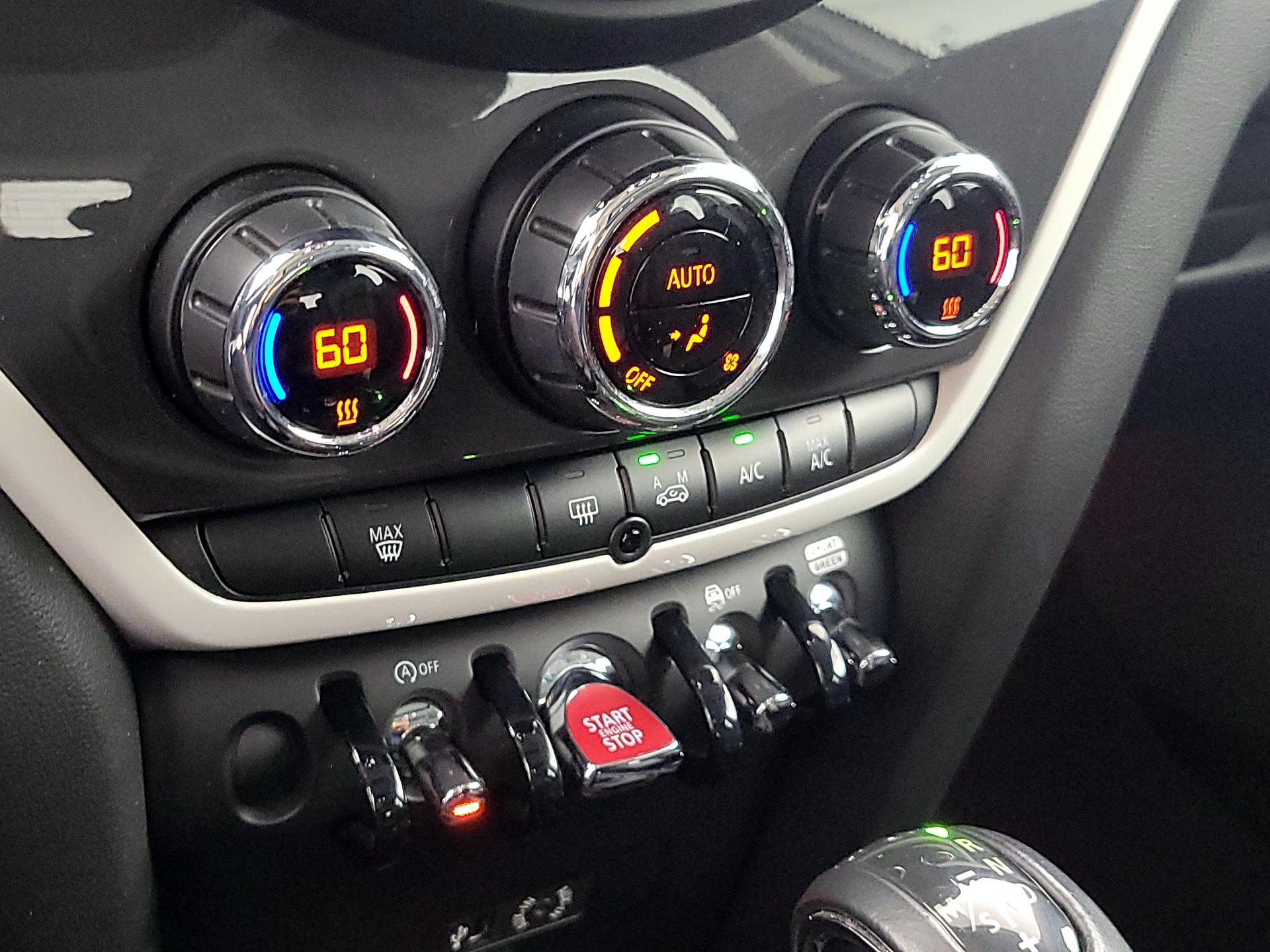 Thumbnail: 2018 MINI Cooper Countryman - 16