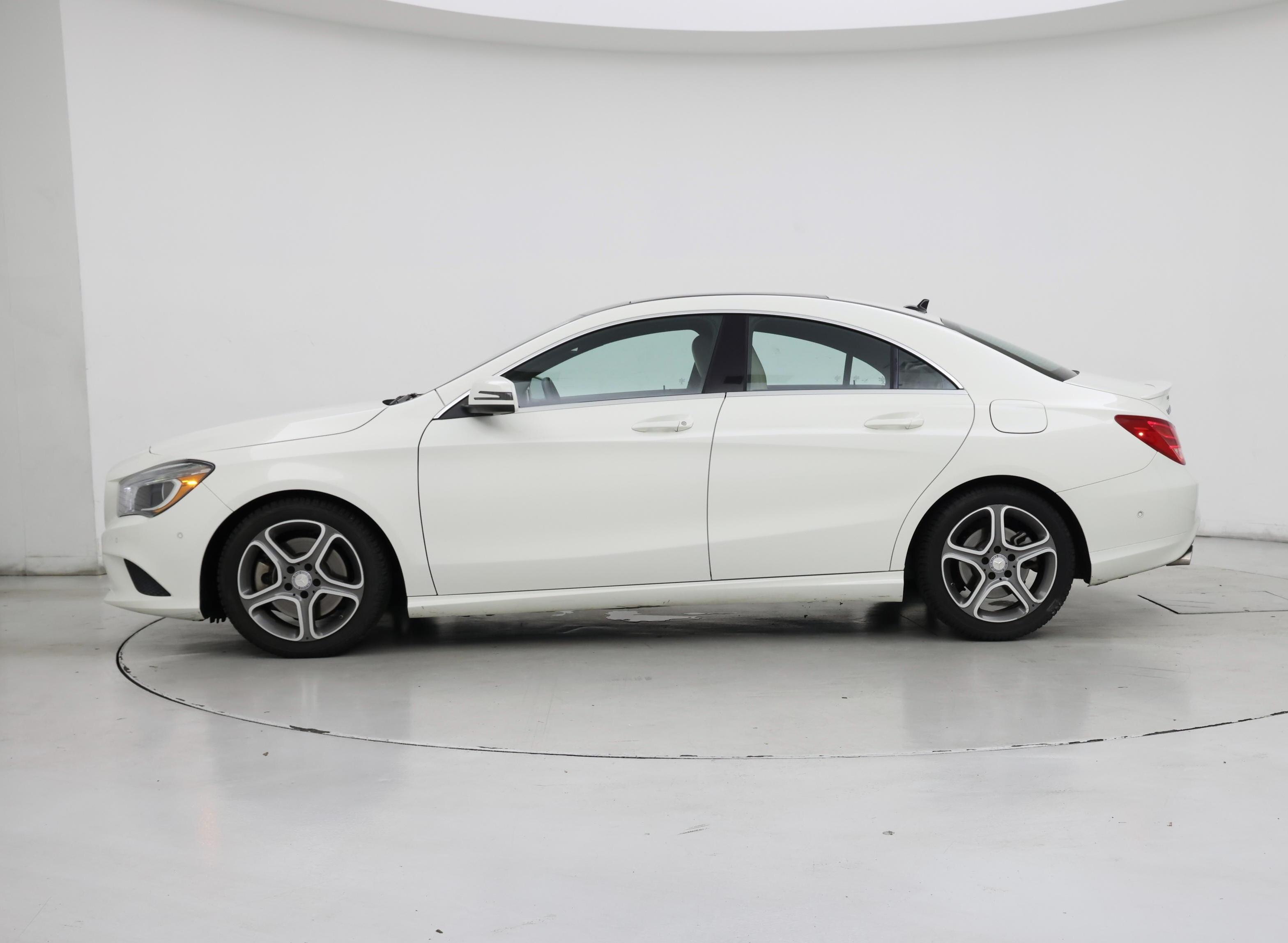Thumbnail: 2014 Mercedes-Benz CLA - 3