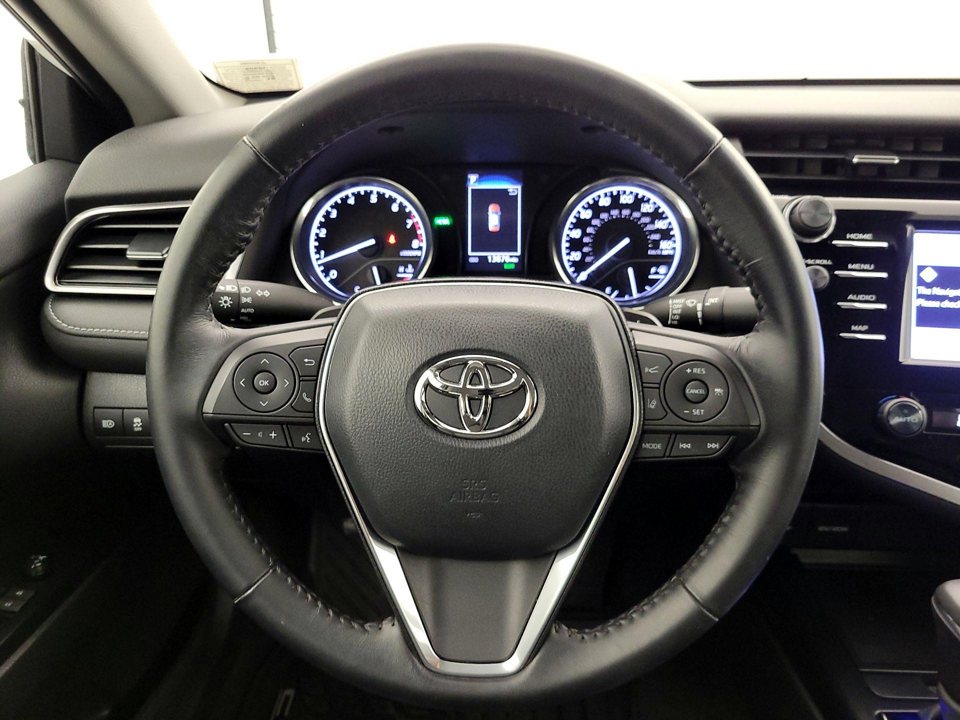 Thumbnail: 2020 Toyota Camry - 10