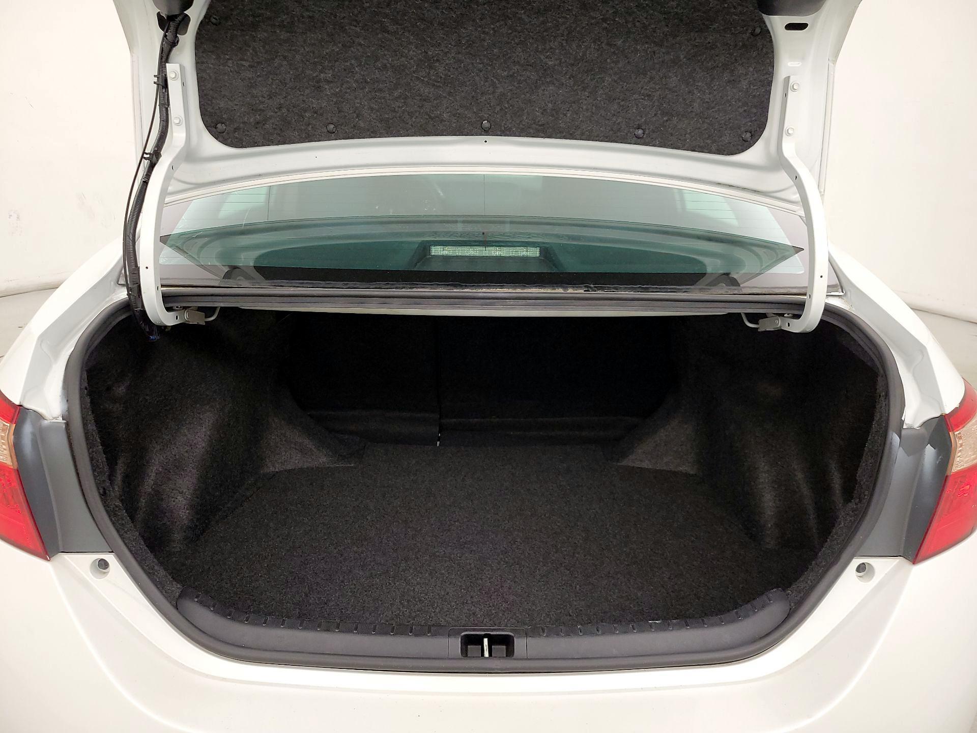 Thumbnail: 2017 Toyota Corolla - 20