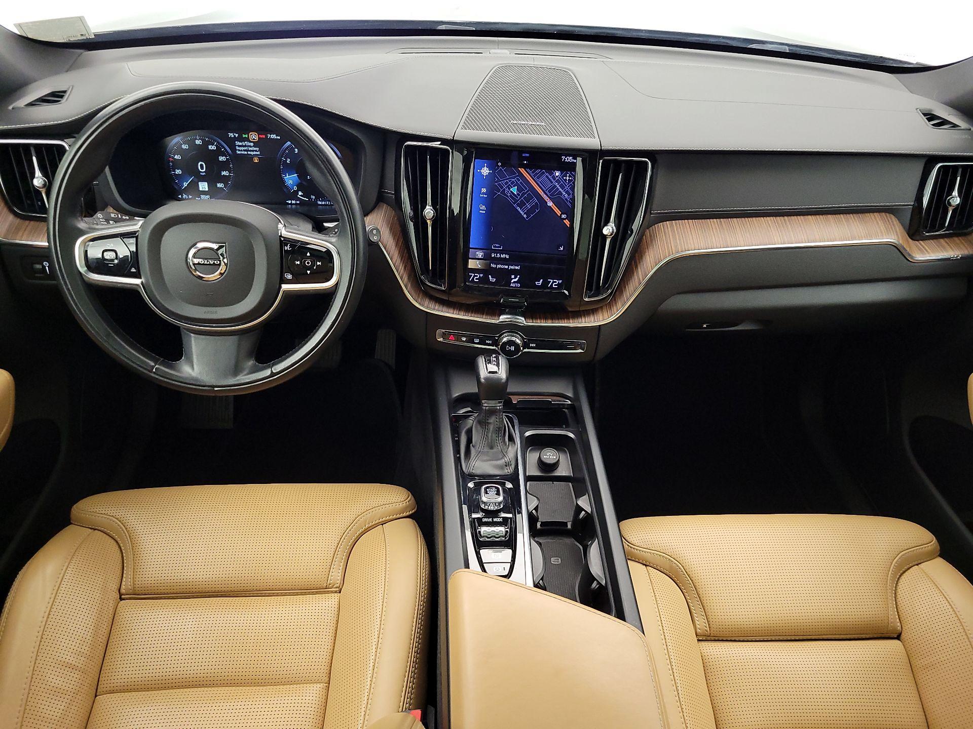 Thumbnail: 2021 Volvo XC60 - 9