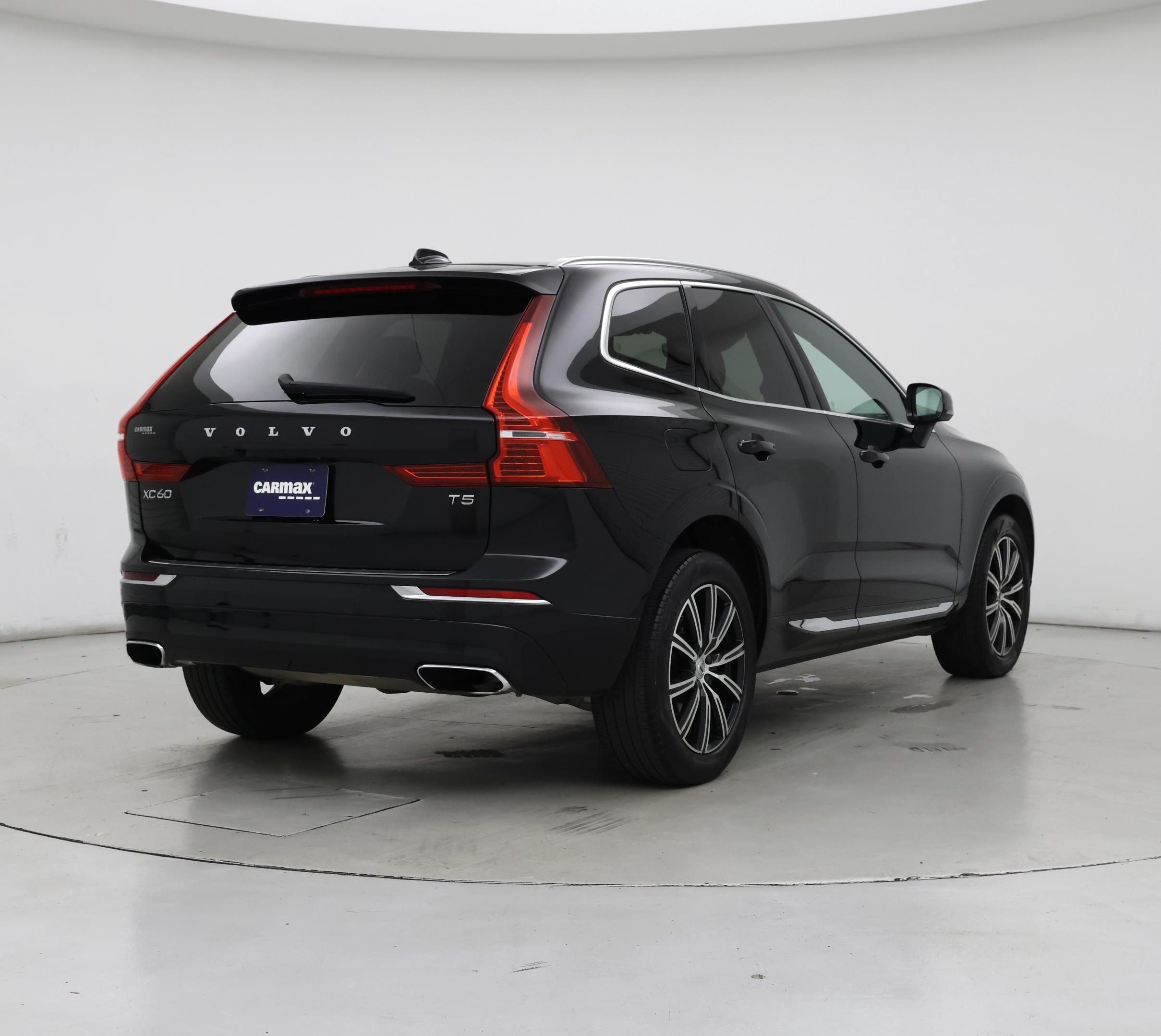 Thumbnail: 2021 Volvo XC60 - 8