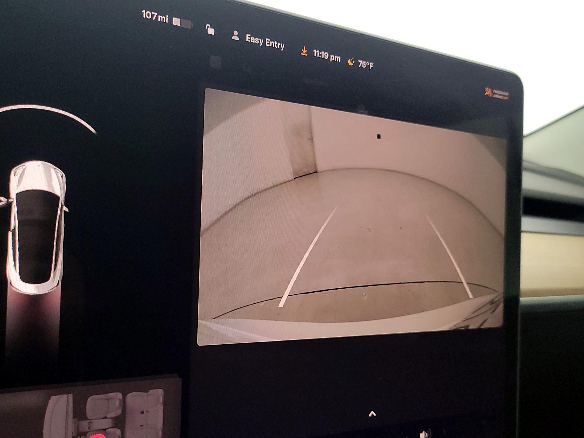 Thumbnail: 2022 Tesla Model 3 - 14
