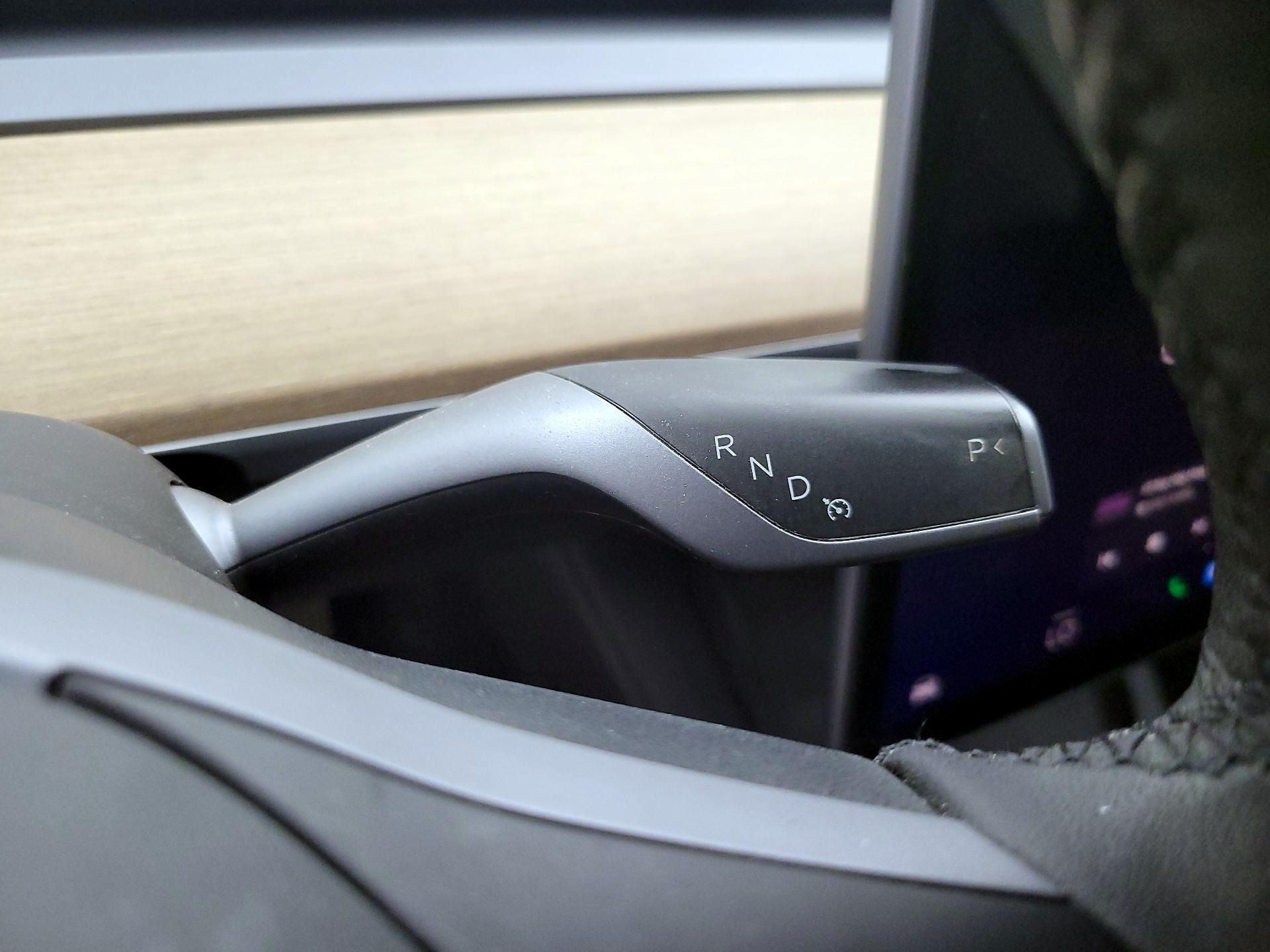 Thumbnail: 2022 Tesla Model 3 - 17