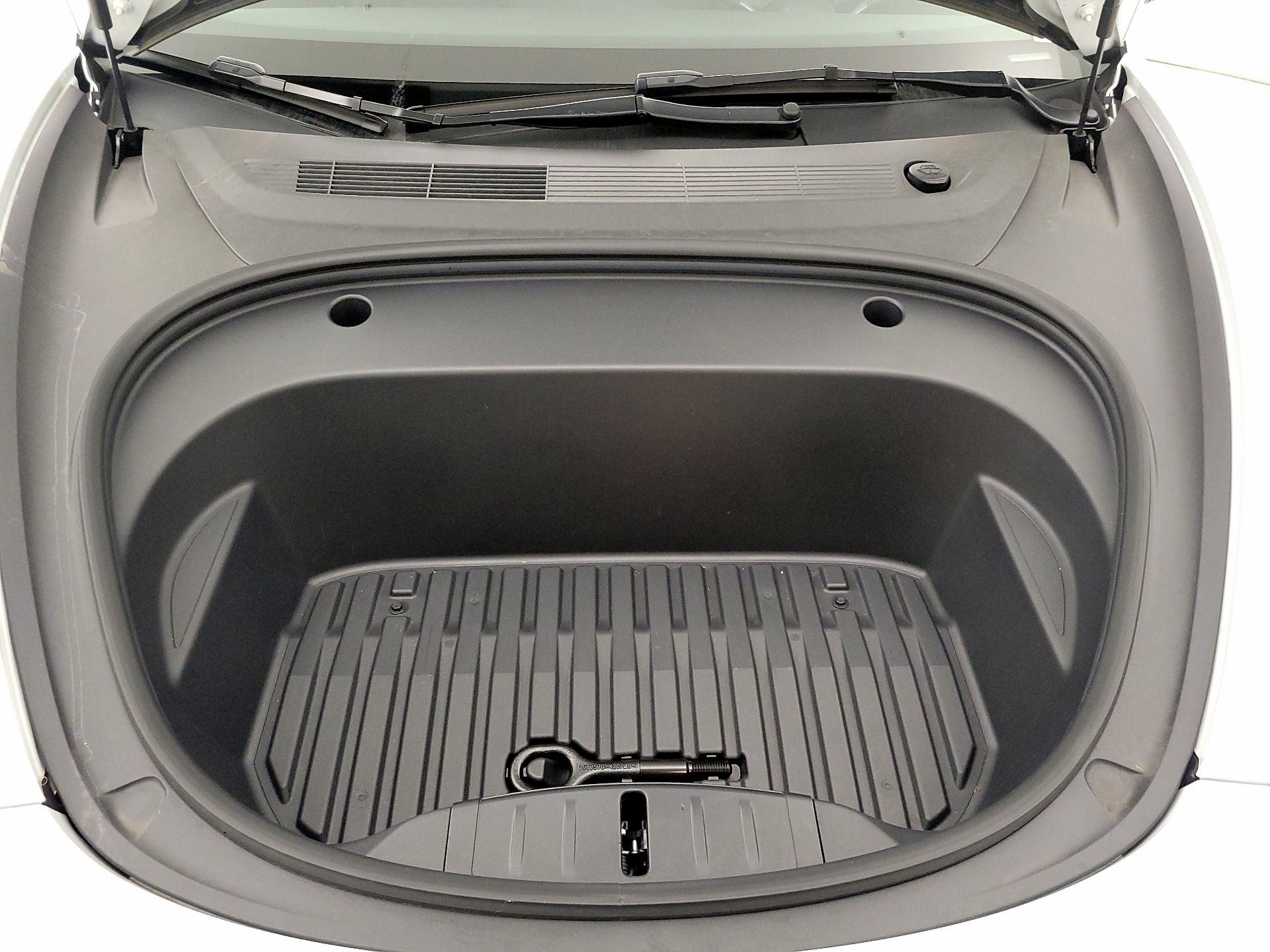 Thumbnail: 2022 Tesla Model 3 - 20