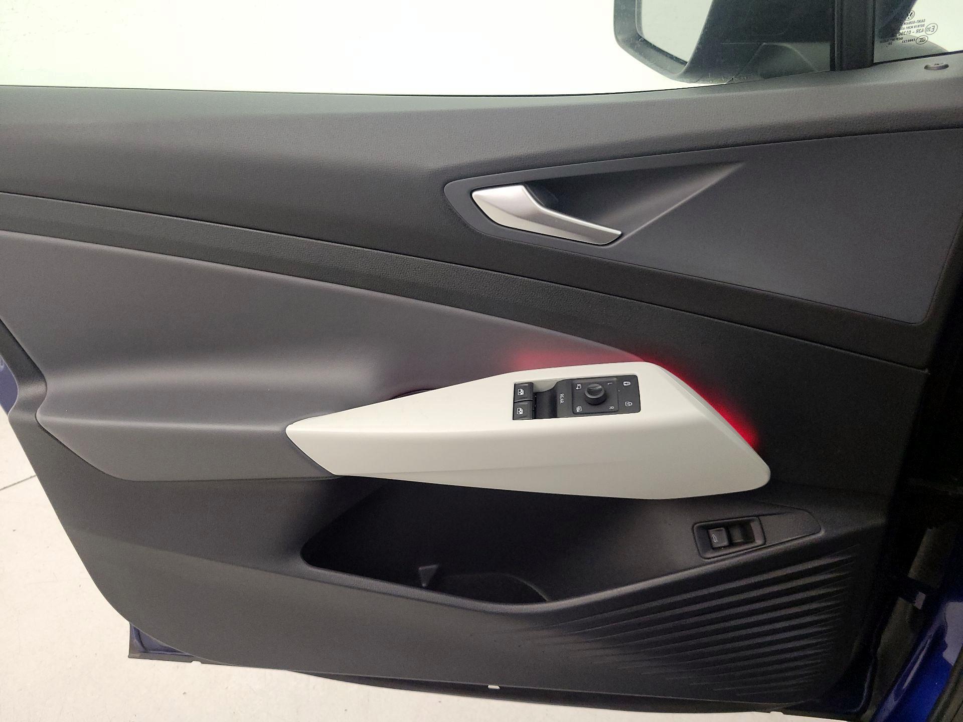 Thumbnail: 2021 Volkswagen ID.4 - 12
