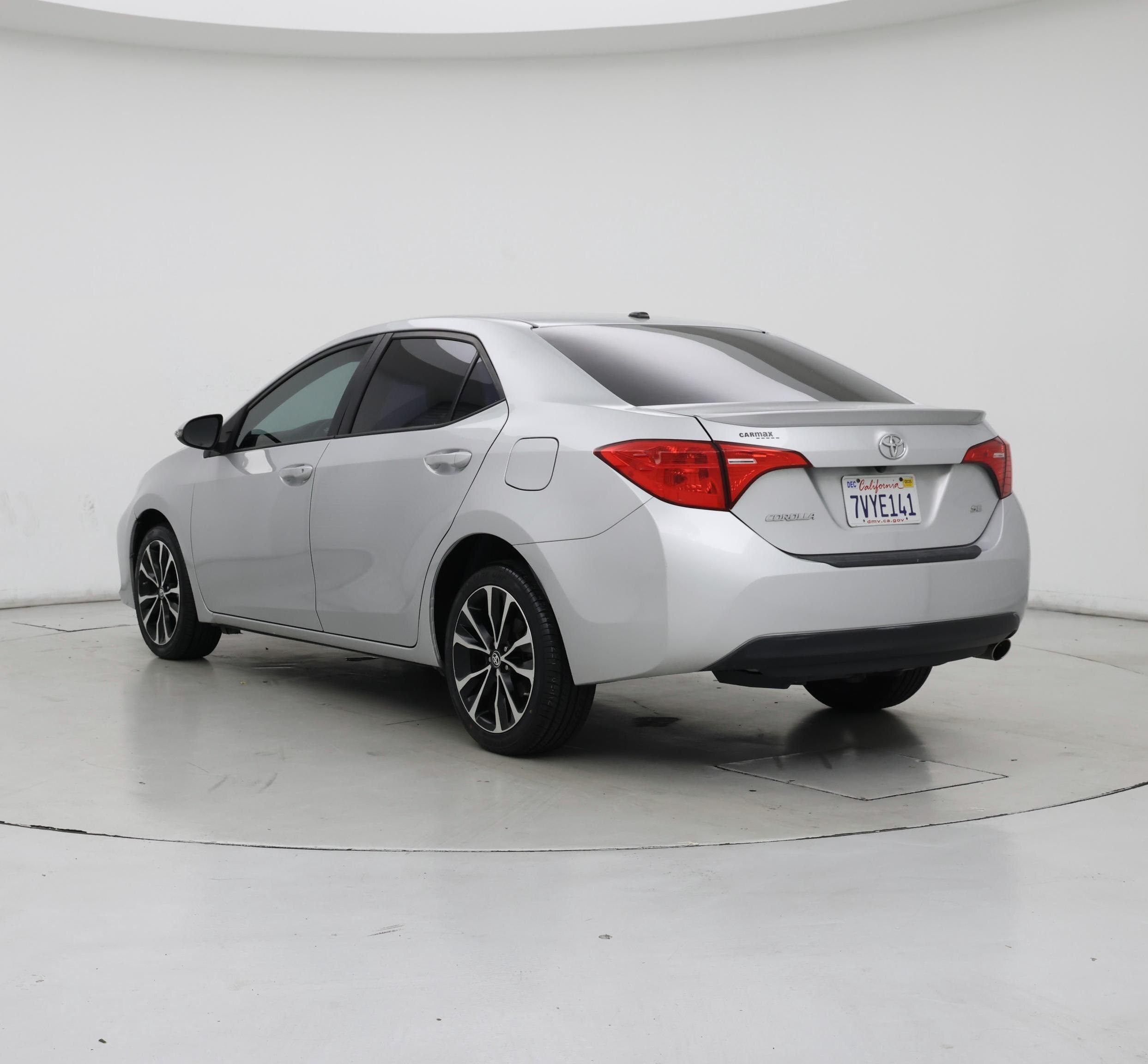 Thumbnail: 2017 Toyota Corolla - 2