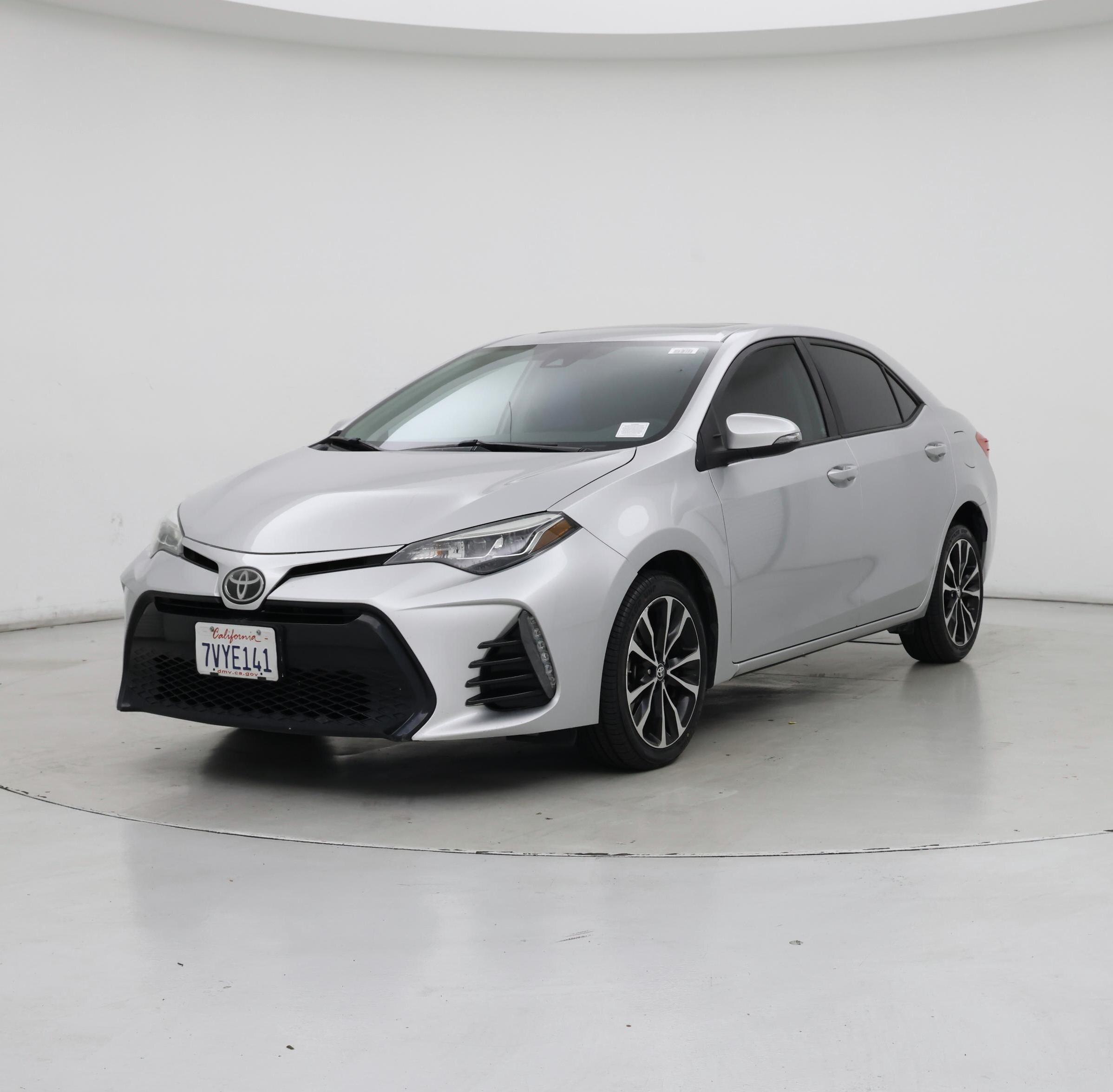 Thumbnail: 2017 Toyota Corolla - 4