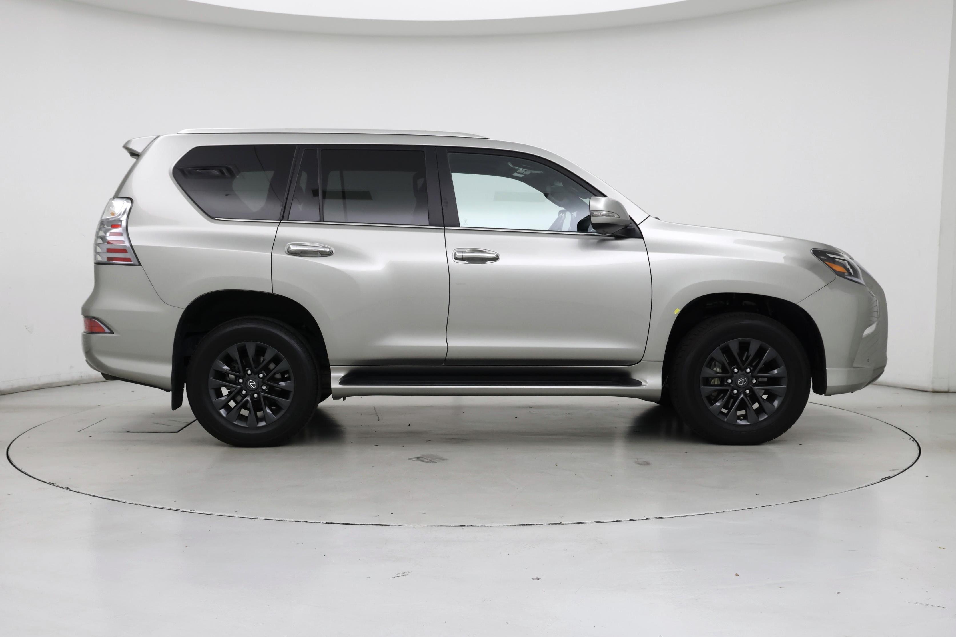 Thumbnail: 2022 Lexus GX - 7