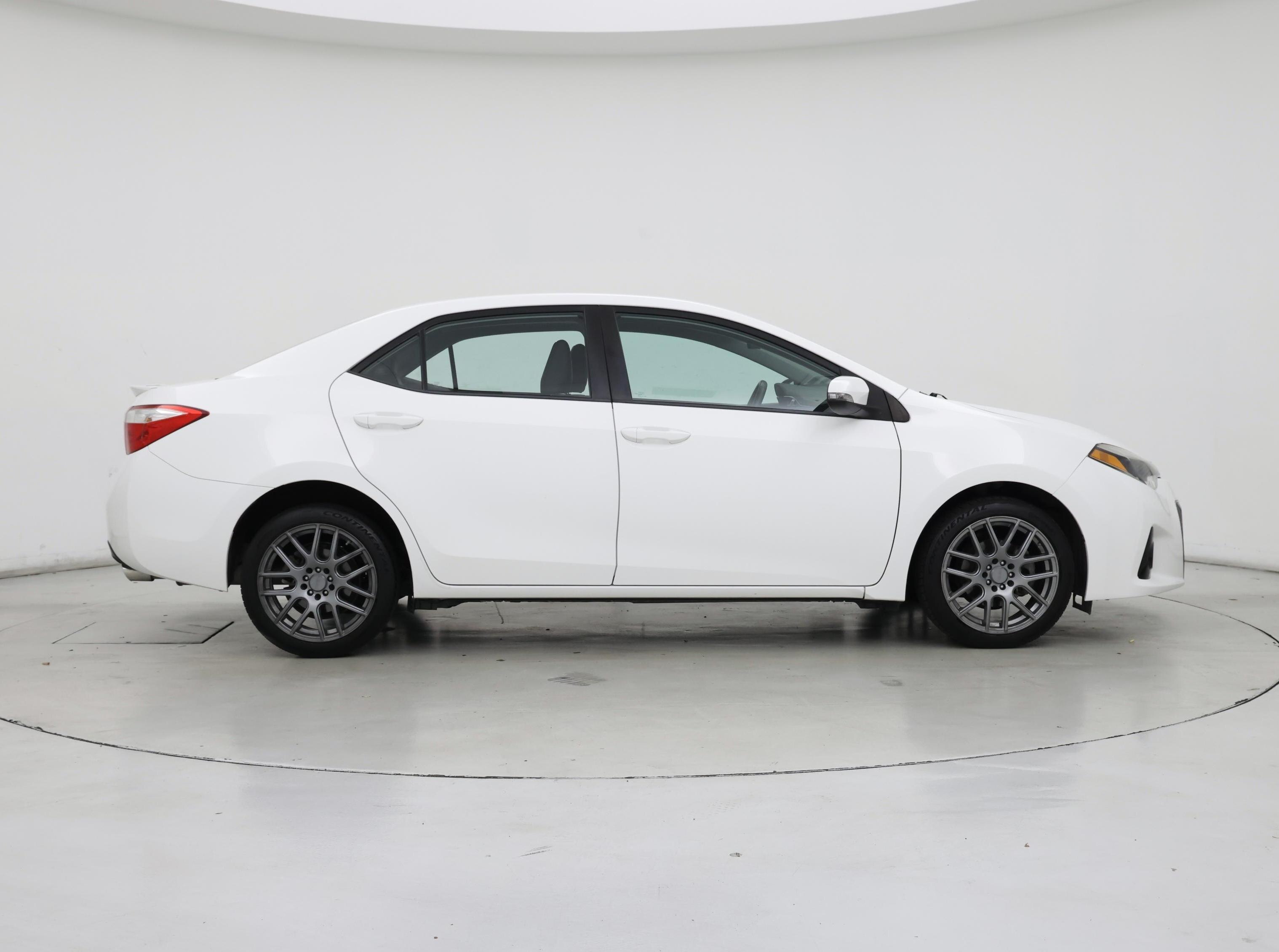 Thumbnail: 2015 Toyota Corolla - 7