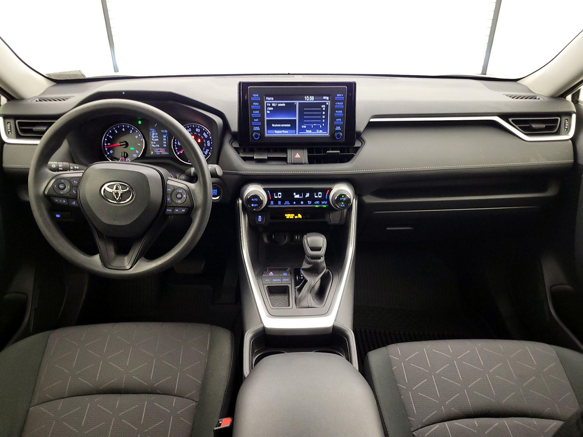 Thumbnail: 2019 Toyota RAV4 - 9