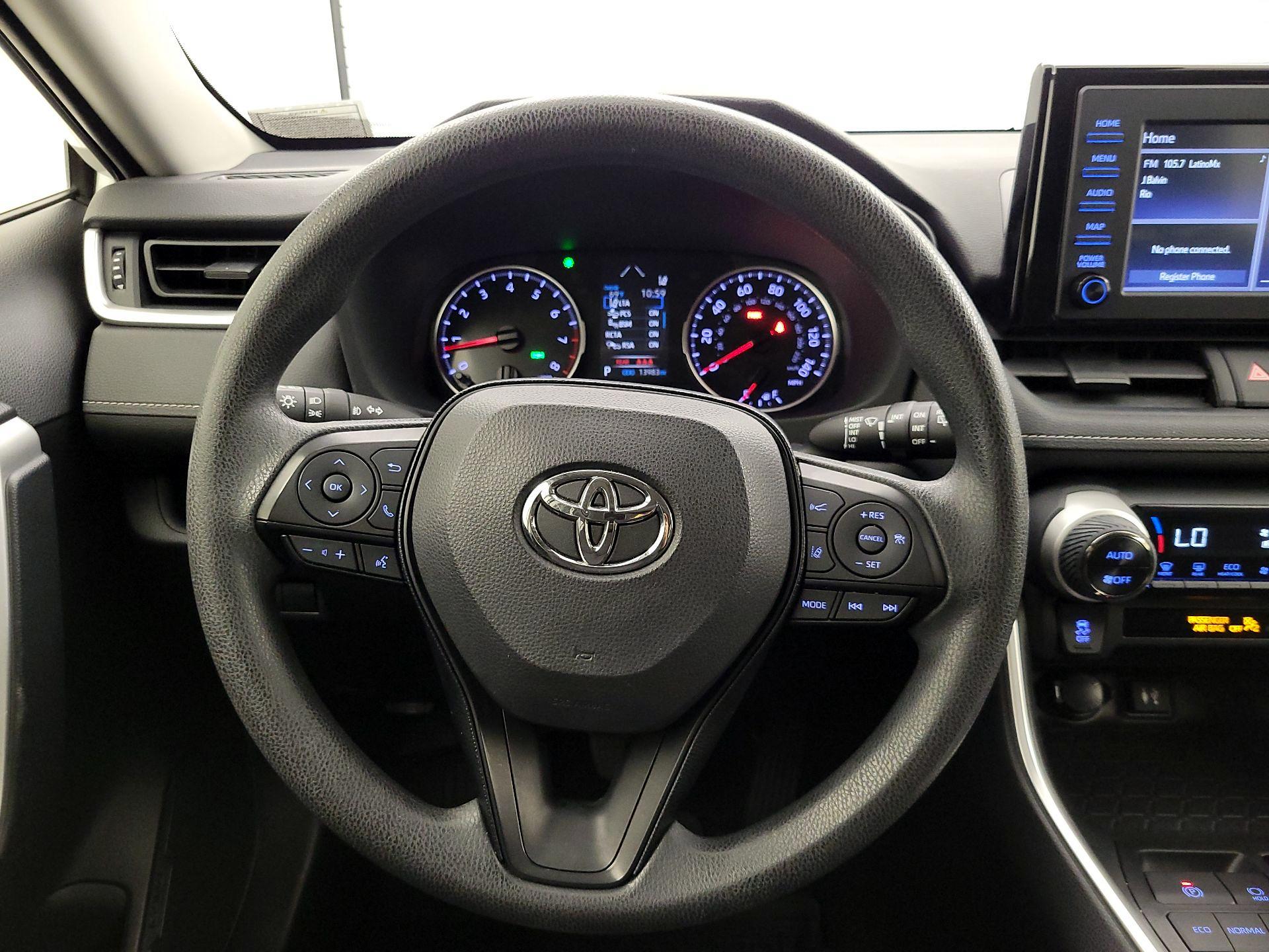 Thumbnail: 2019 Toyota RAV4 - 10