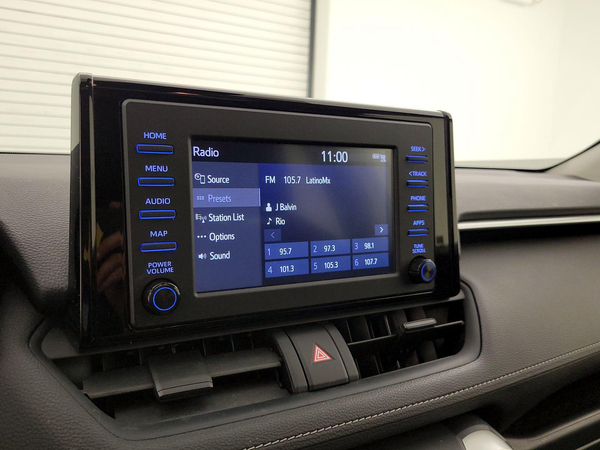 Thumbnail: 2019 Toyota RAV4 - 15