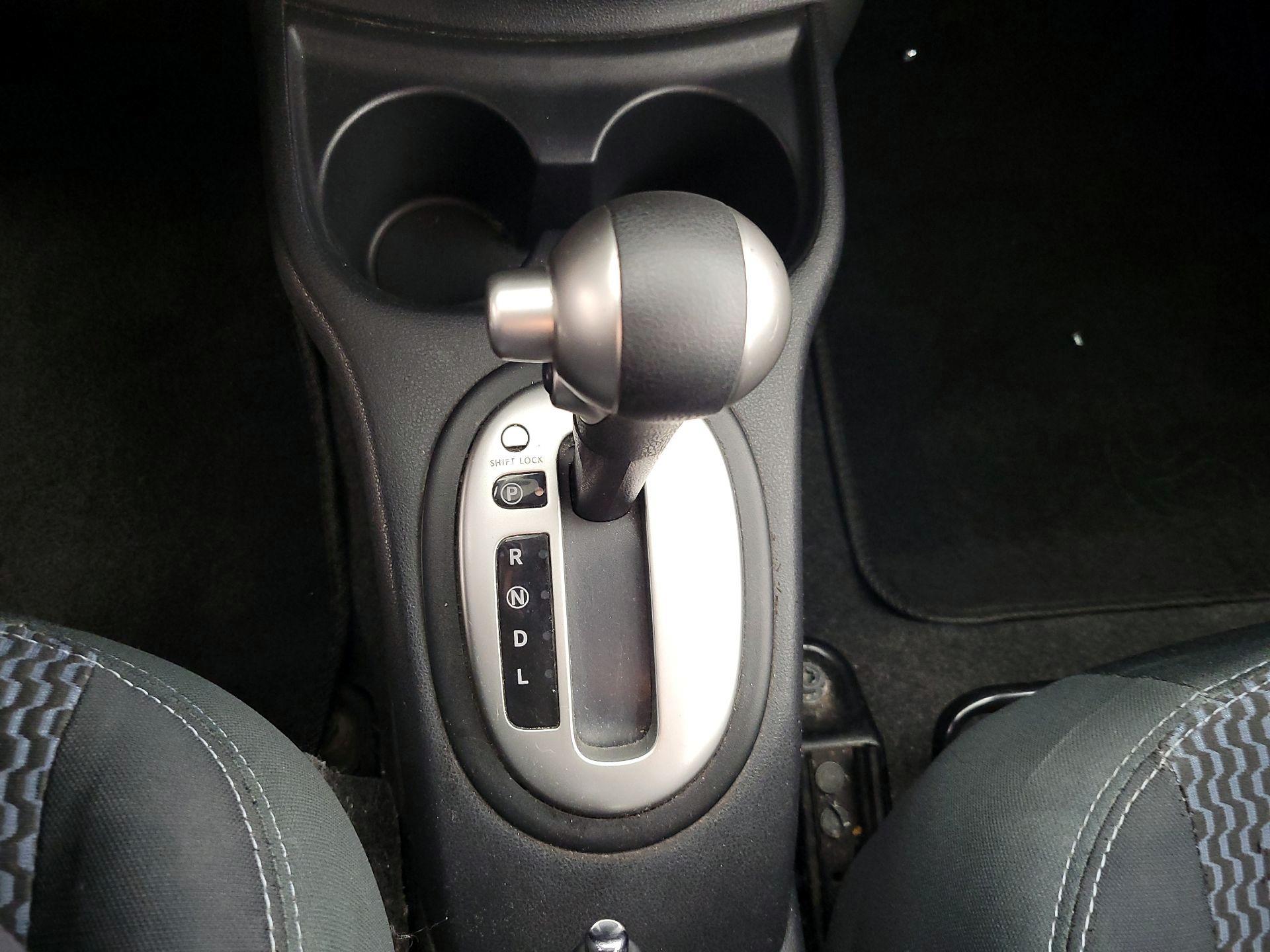 Thumbnail: 2015 Nissan Versa Note - 15