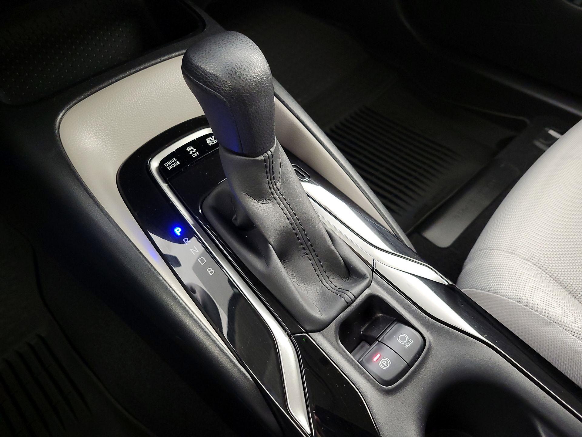 Thumbnail: 2022 Toyota Corolla - 17