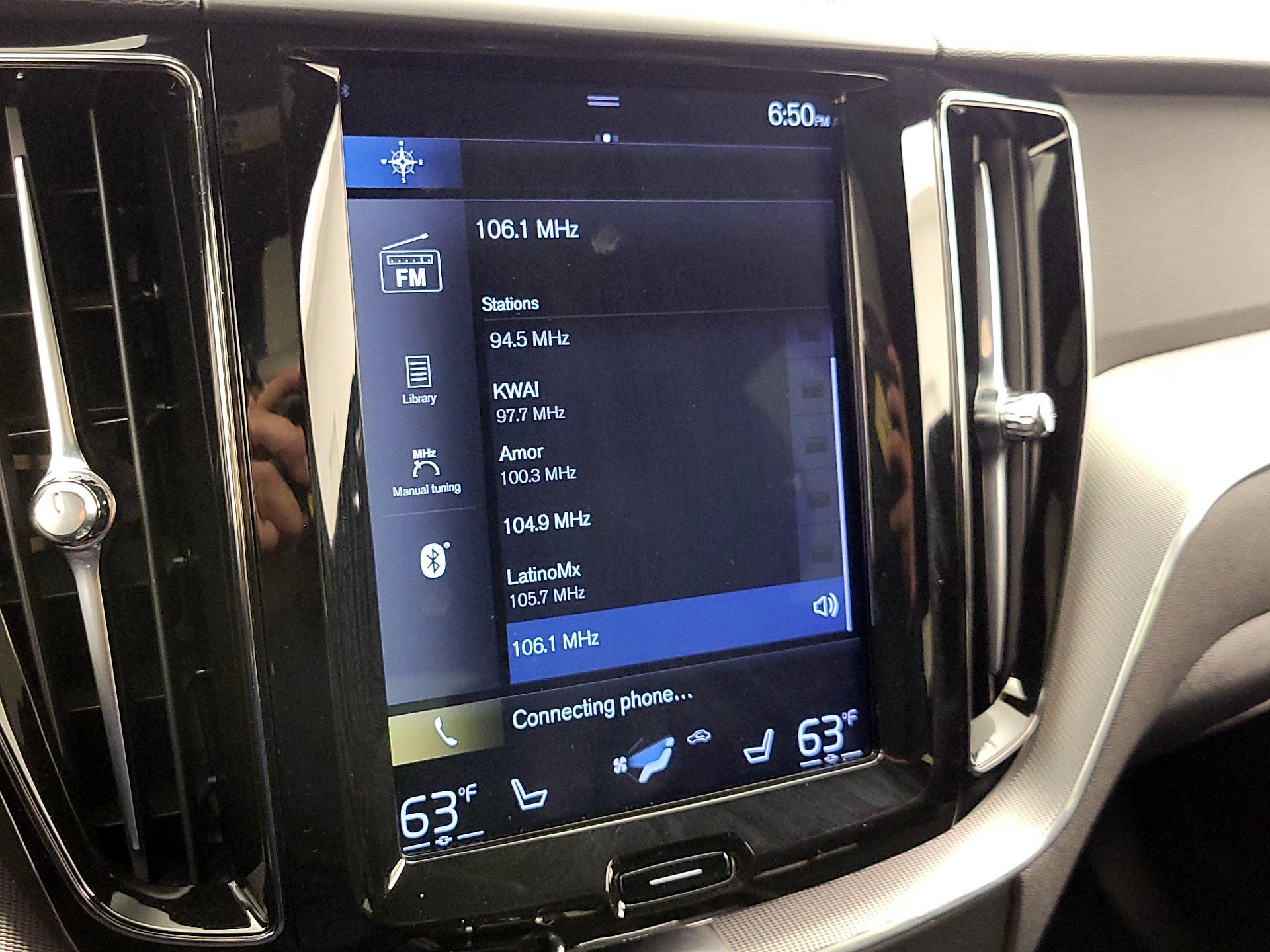 Thumbnail: 2019 Volvo XC60 - 16