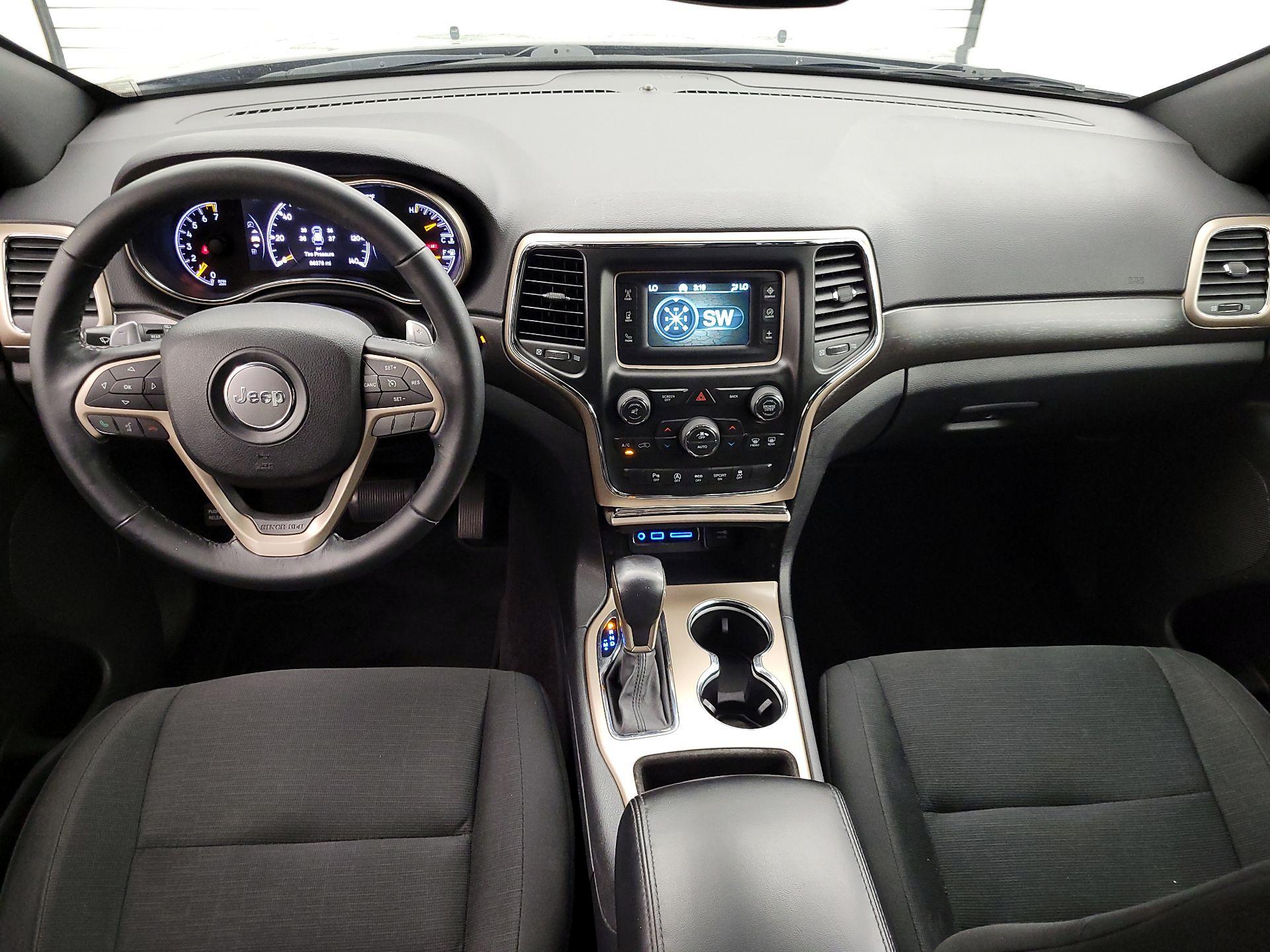 Thumbnail: 2017 Jeep Grand Cherokee - 9