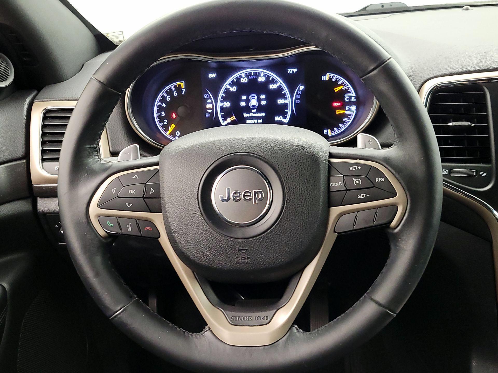 Thumbnail: 2017 Jeep Grand Cherokee - 10