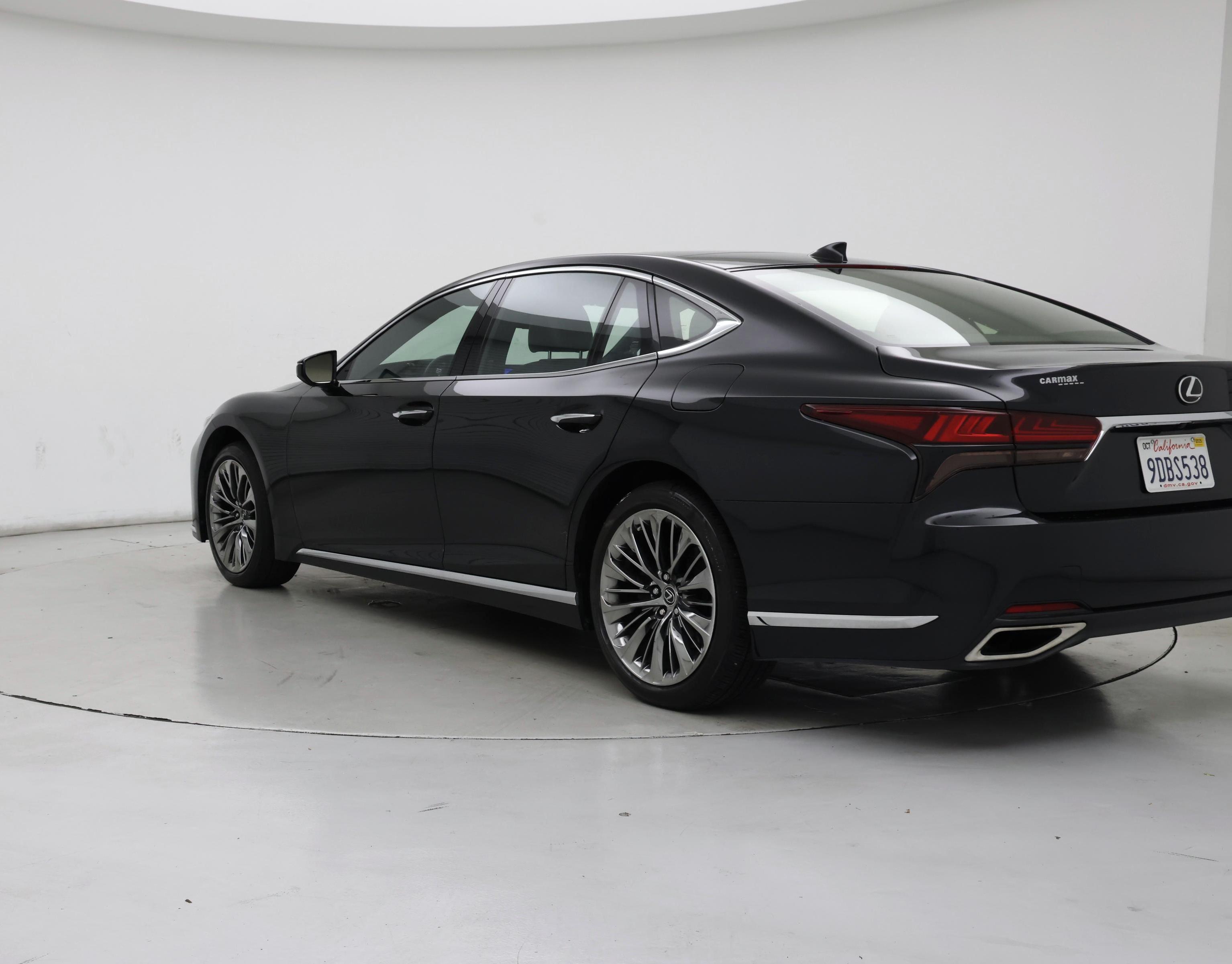 Thumbnail: 2022 Lexus LS - 2