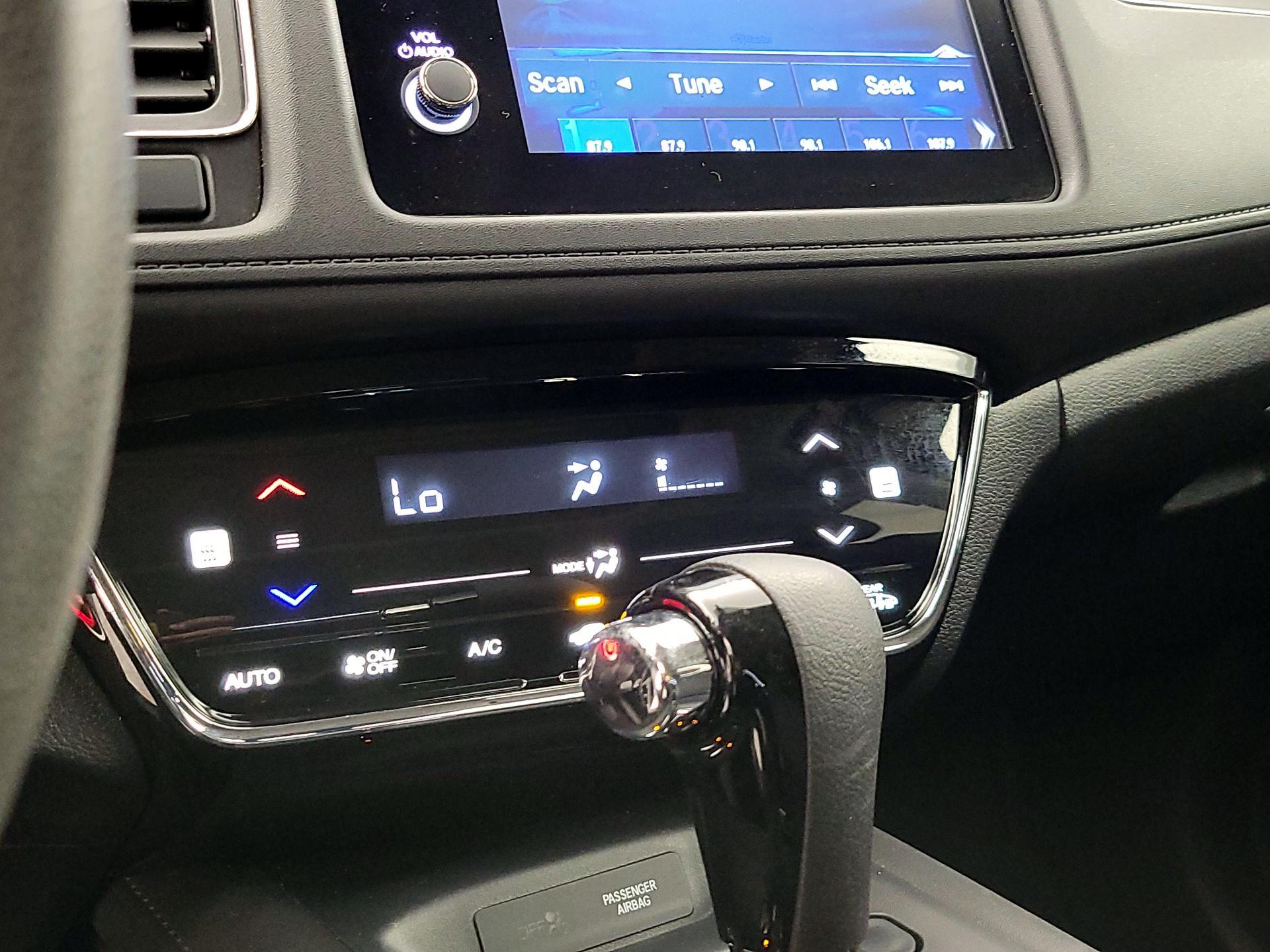 Thumbnail: 2021 Honda HR-V - 16