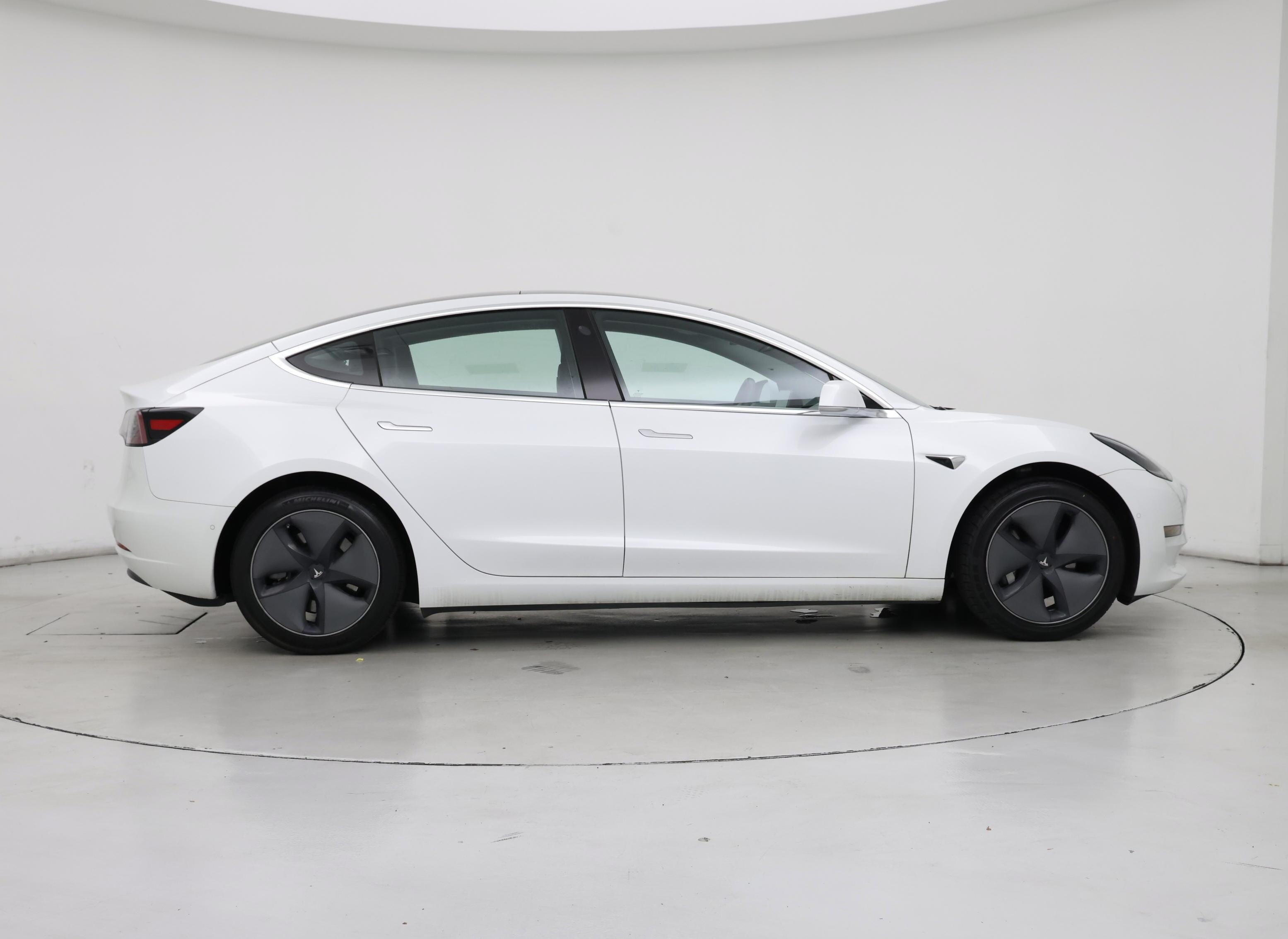 Thumbnail: 2020 Tesla Model 3 - 7