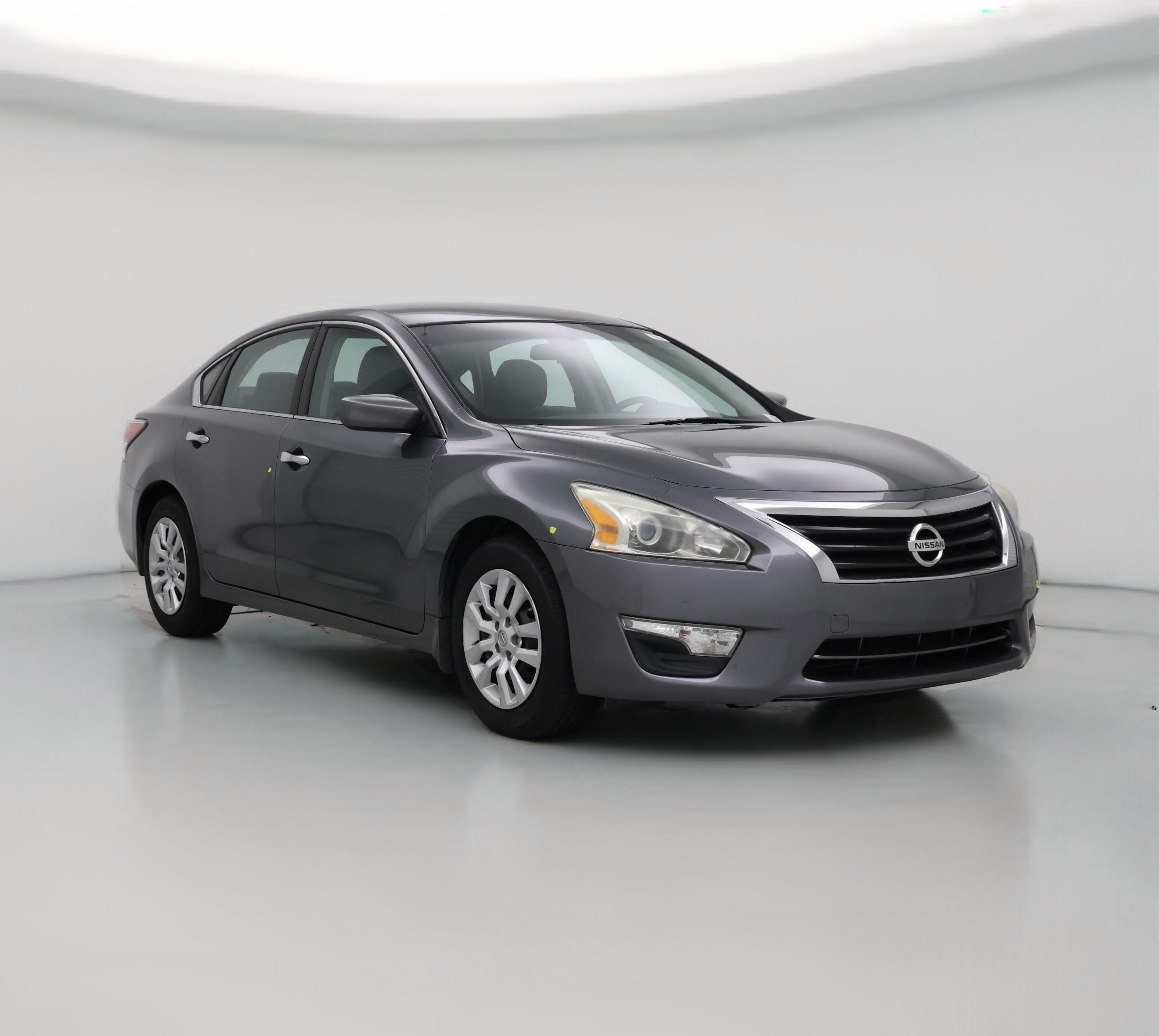 Thumbnail: 2015 Nissan Altima - 1