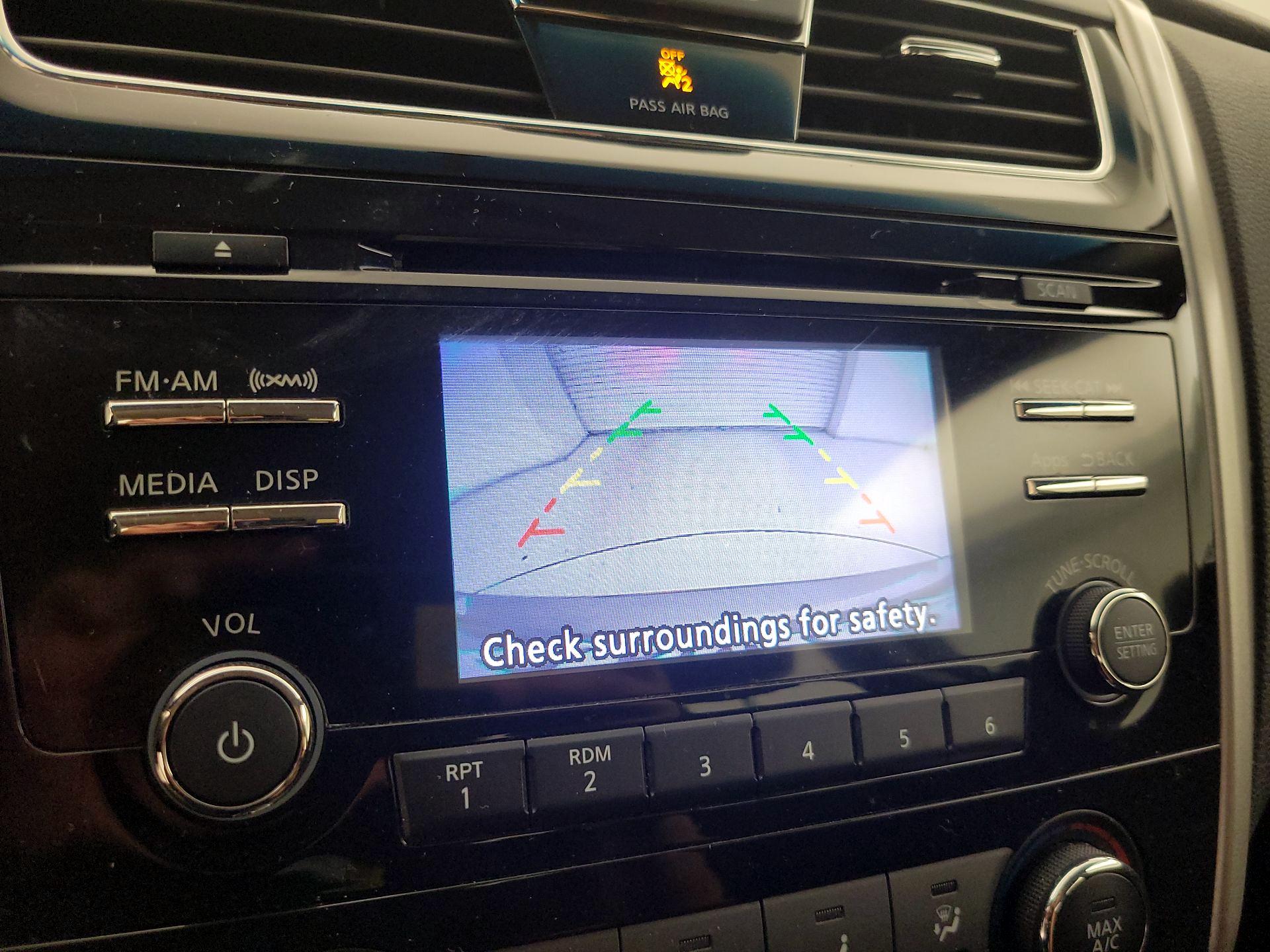 Thumbnail: 2015 Nissan Altima - 14