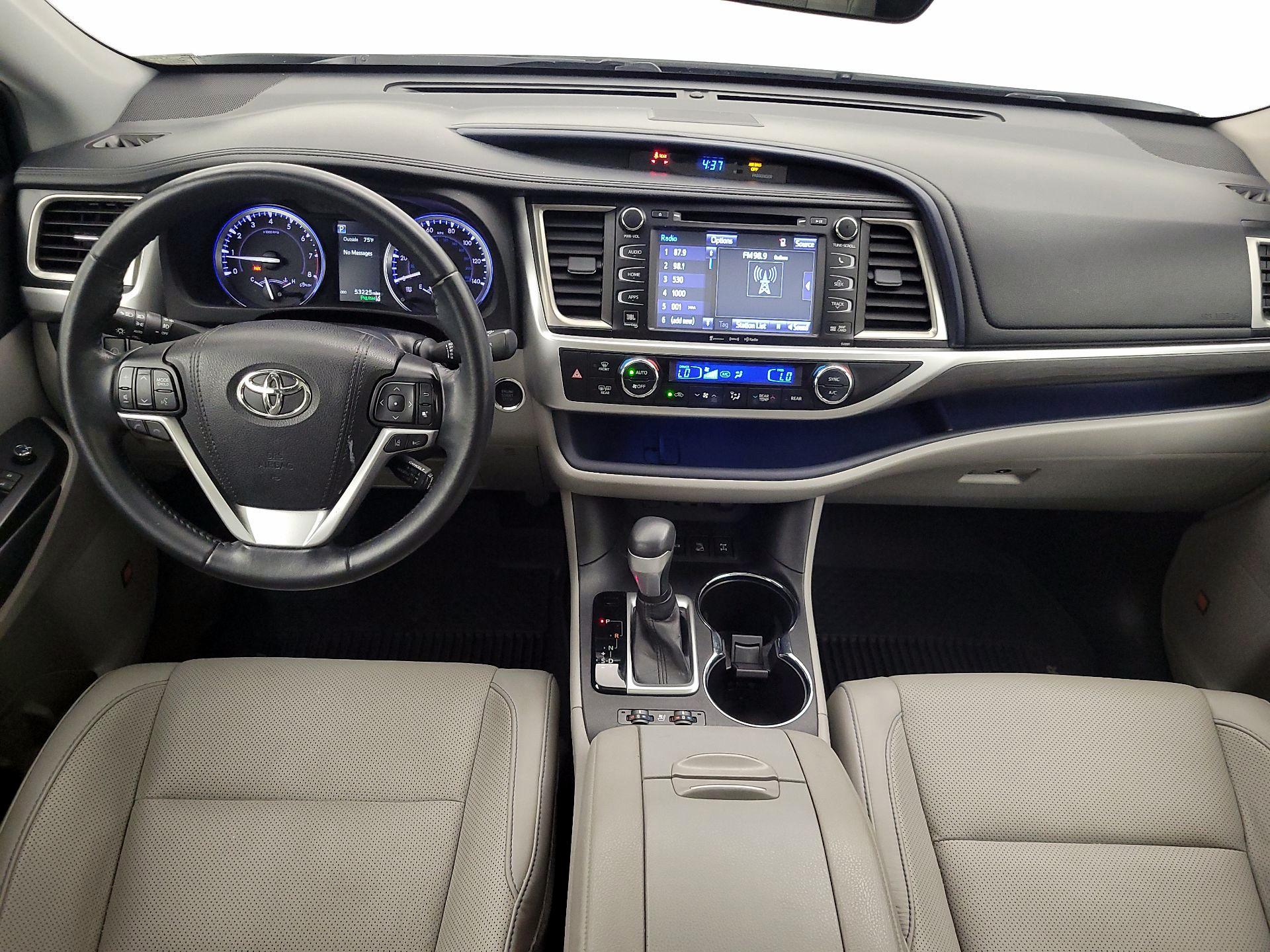 Thumbnail: 2019 Toyota Highlander - 9