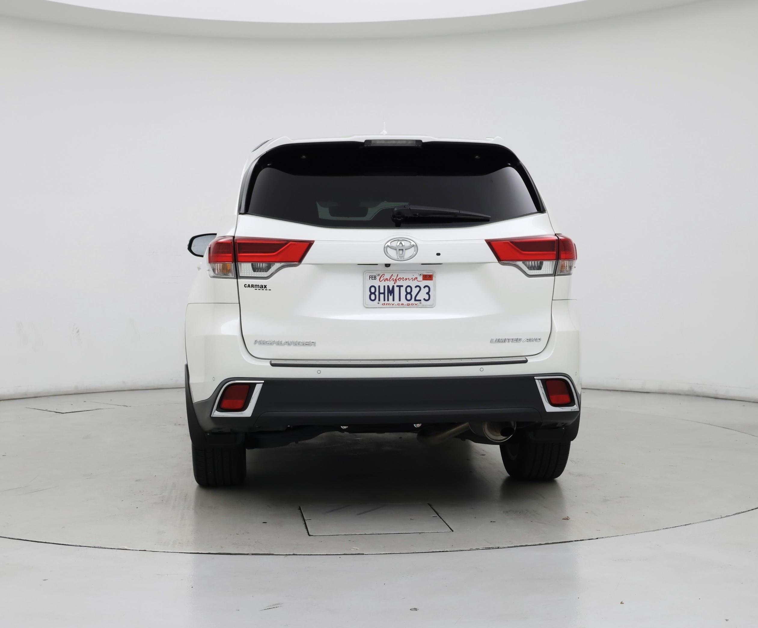 Thumbnail: 2019 Toyota Highlander - 6