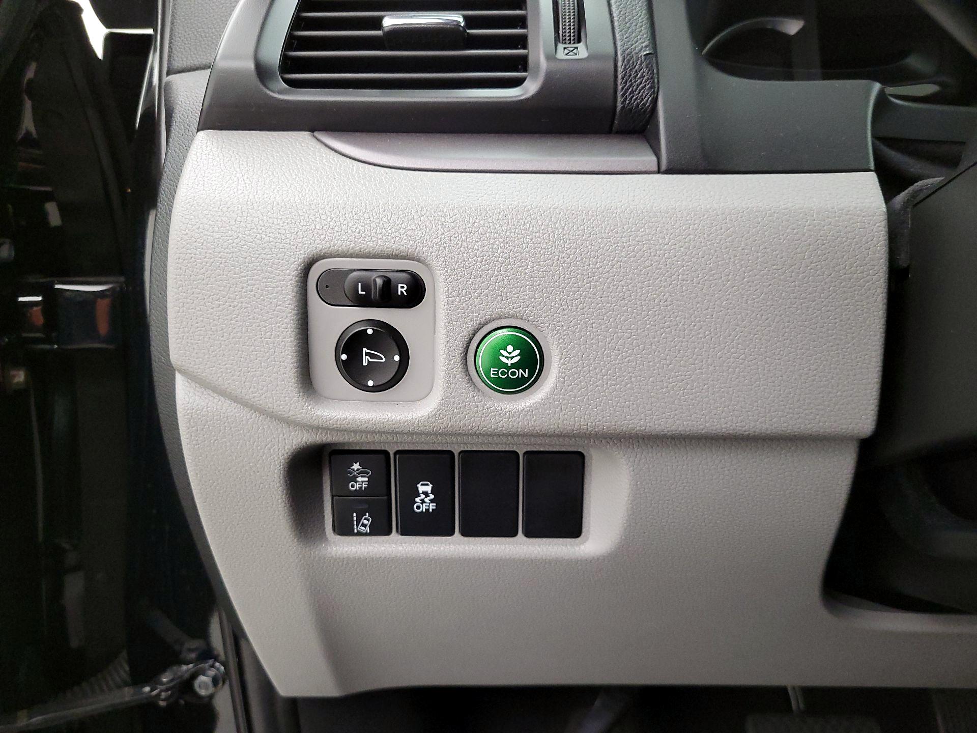 Thumbnail: 2019 Honda Pilot - 13