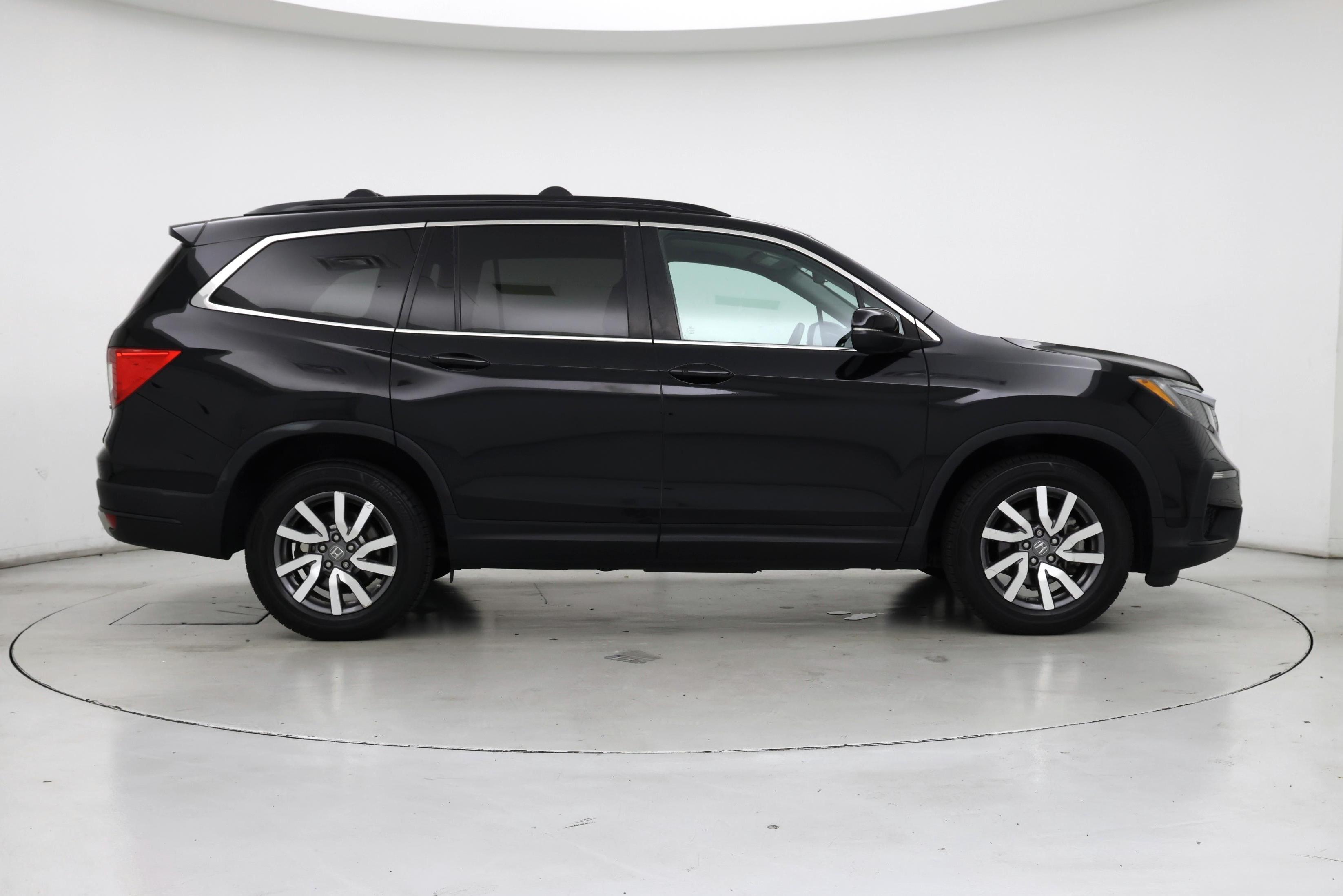 Thumbnail: 2019 Honda Pilot - 7