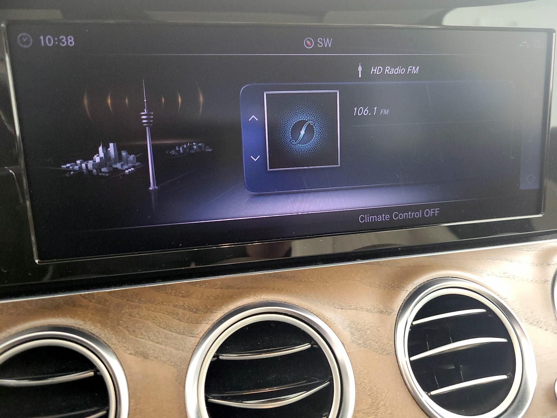 Thumbnail: 2018 Mercedes-Benz E-Class - 14