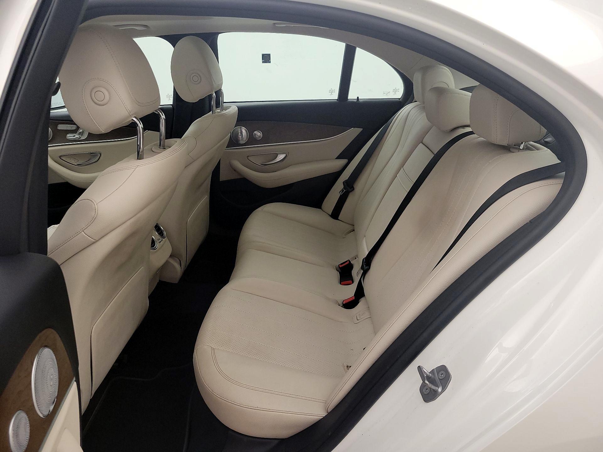 Thumbnail: 2018 Mercedes-Benz E-Class - 18