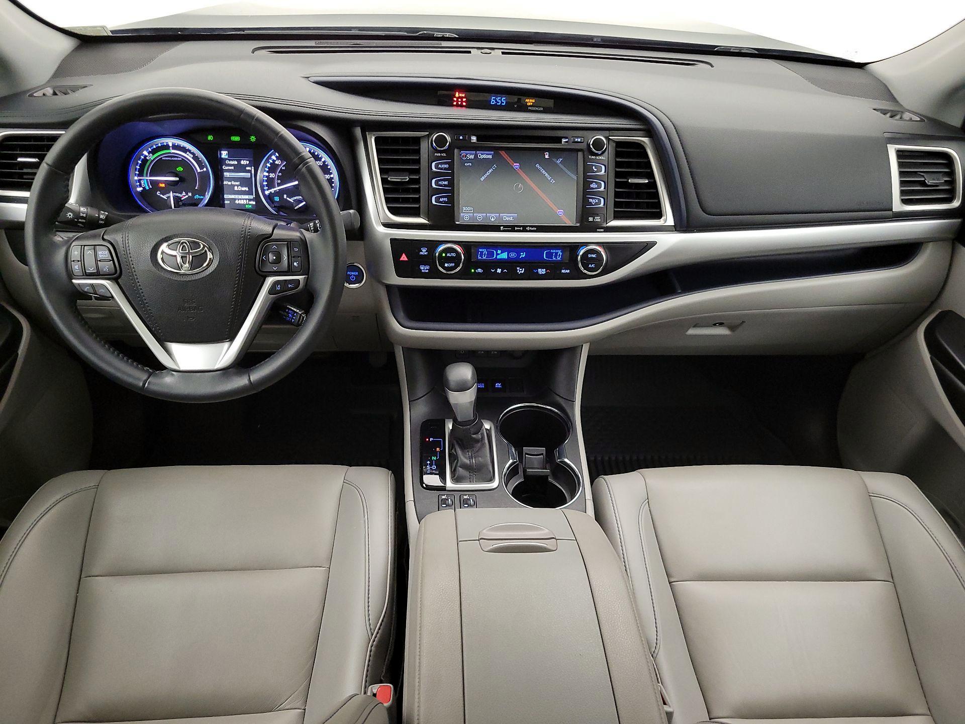 Thumbnail: 2019 Toyota Highlander - 9