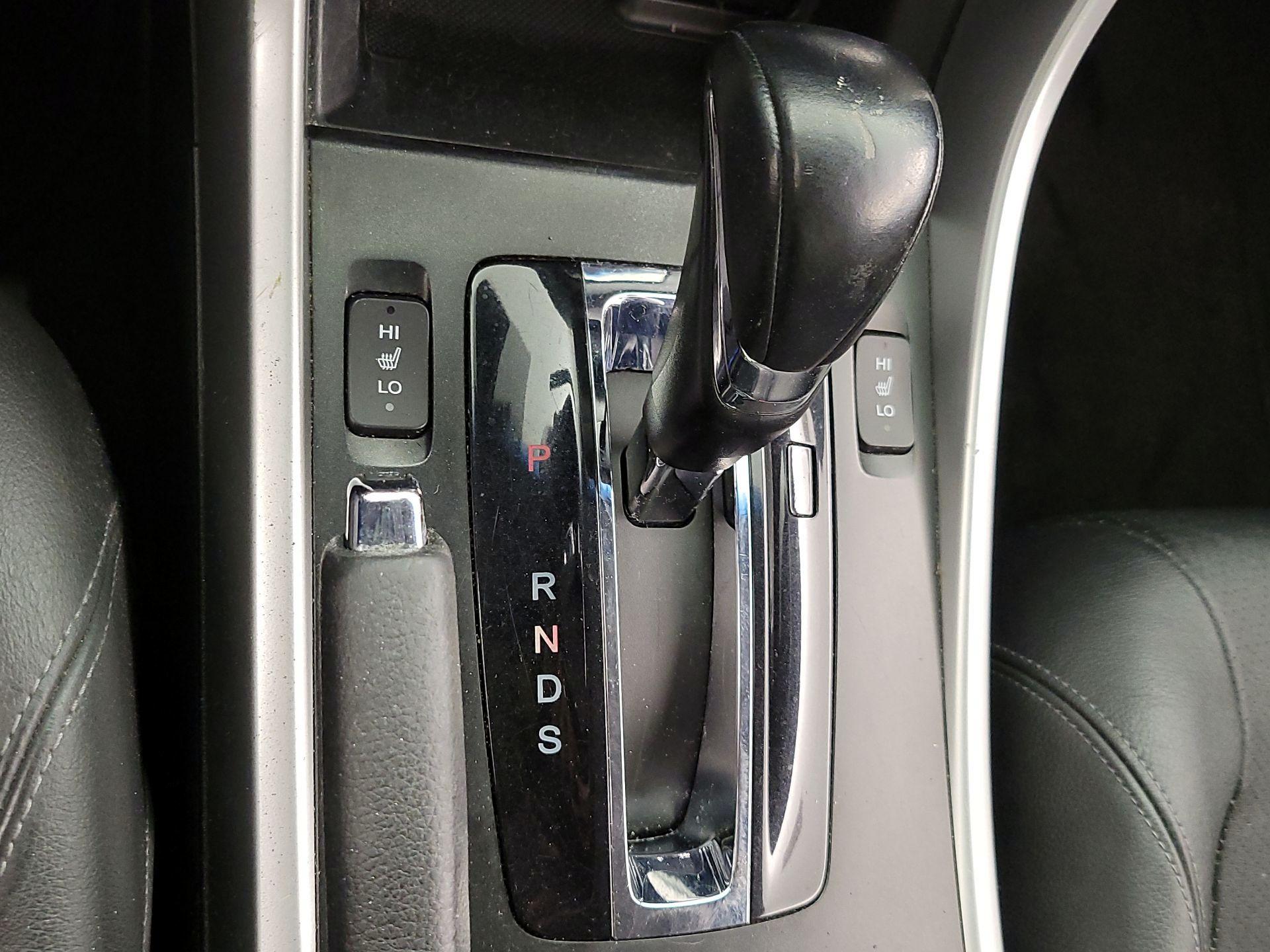 Thumbnail: 2013 Honda Accord - 17