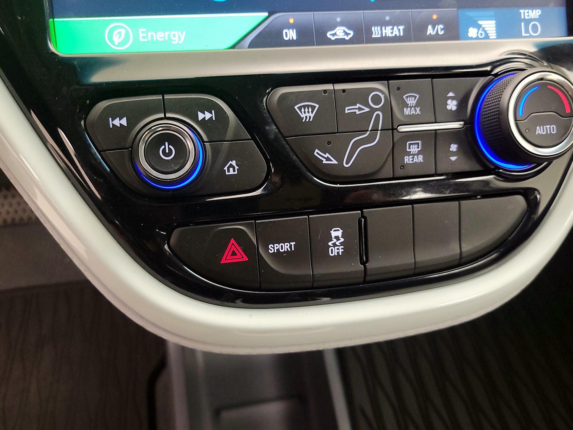 Thumbnail: 2021 Chevrolet Bolt EV - 16