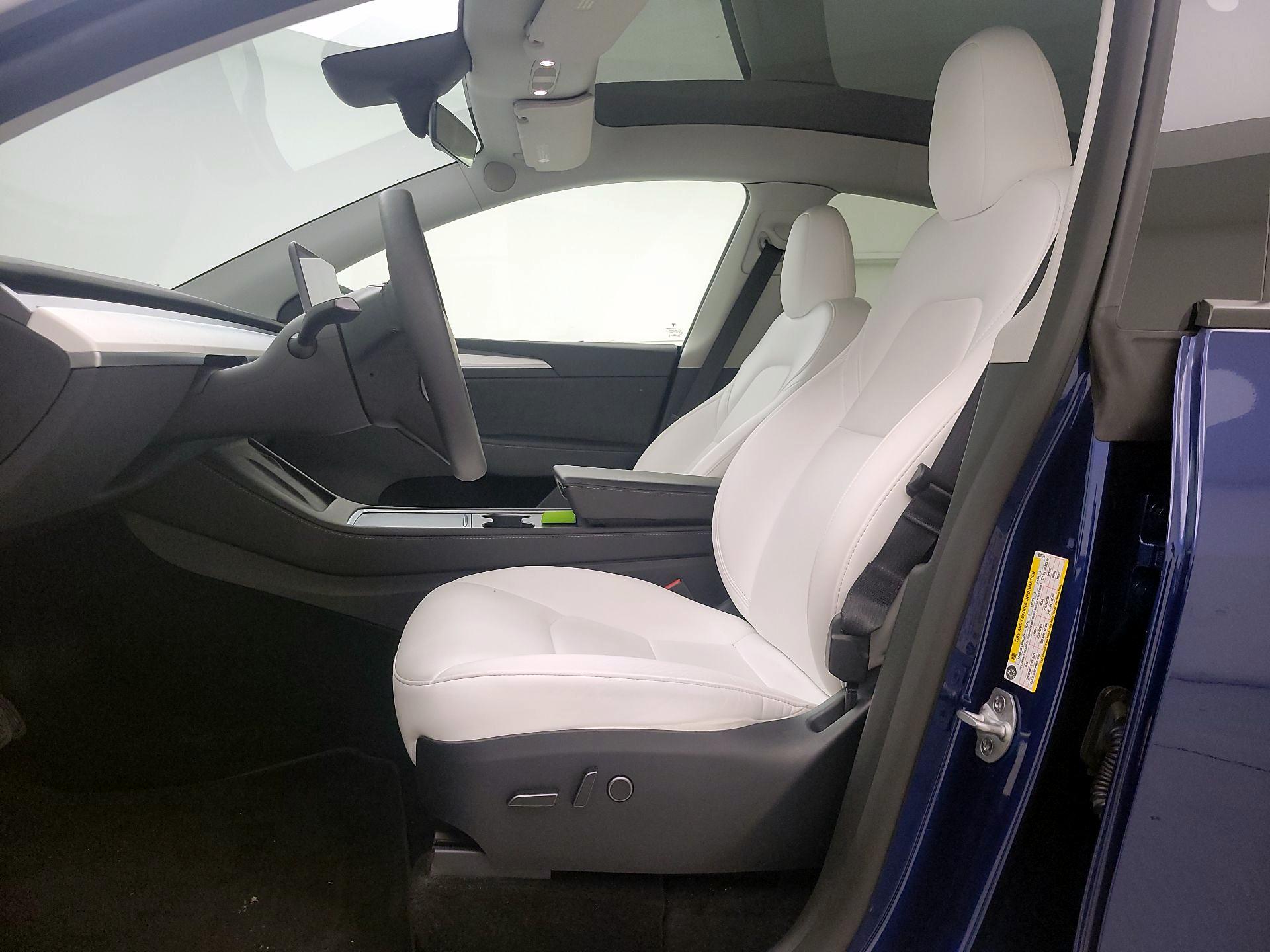 Thumbnail: 2023 Tesla Model Y - 11