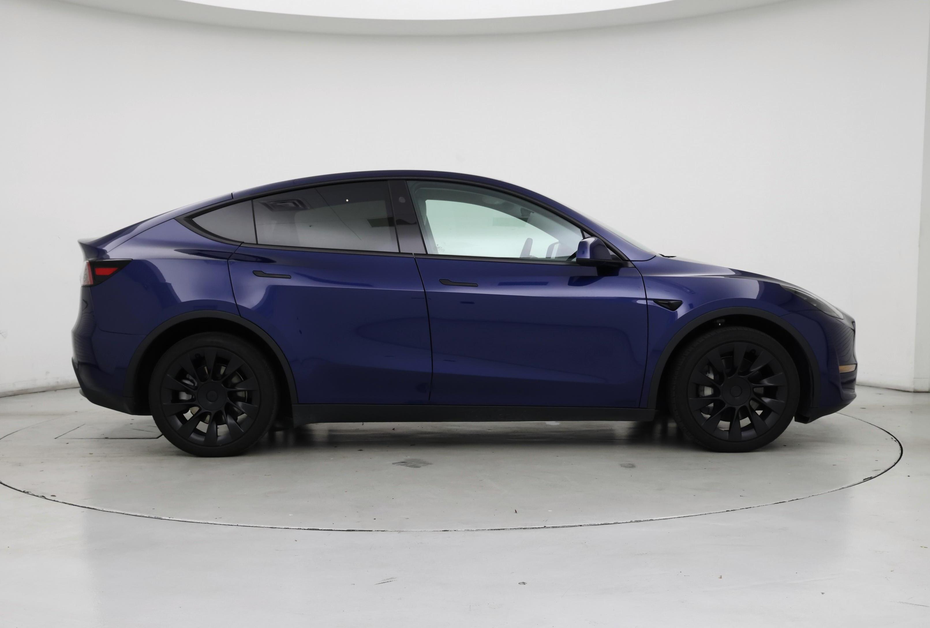 Thumbnail: 2023 Tesla Model Y - 7