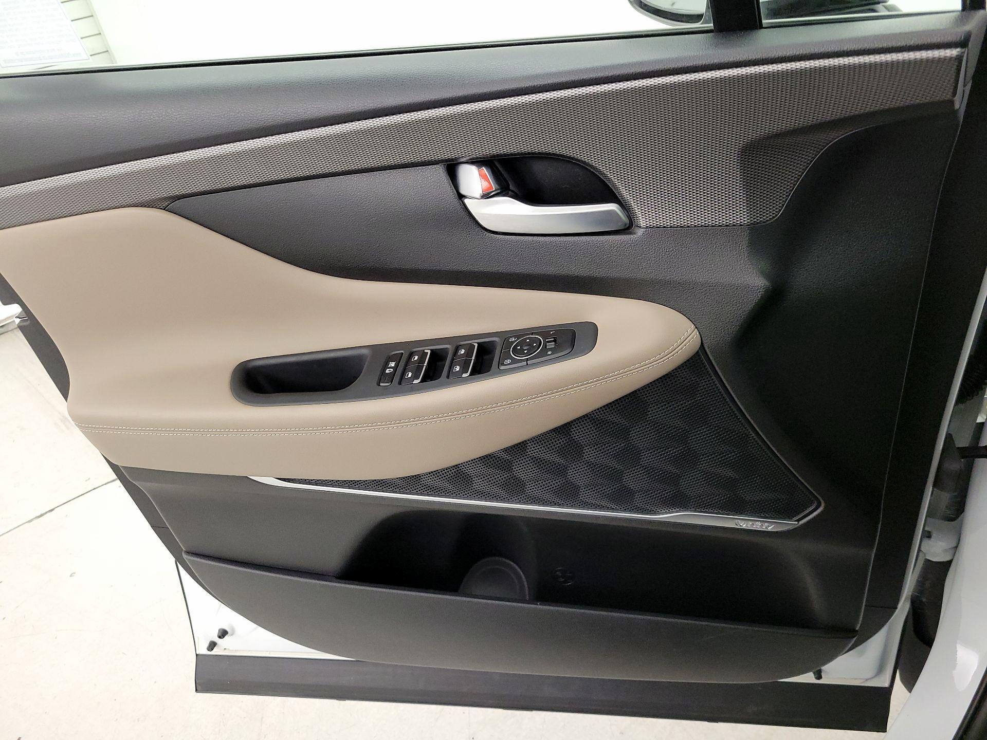 Thumbnail: 2019 Hyundai Santa Fe - 12