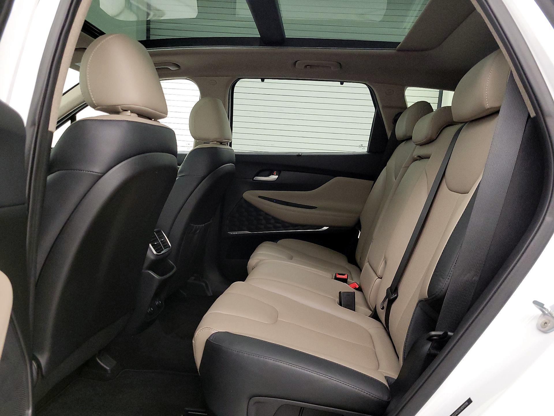 Thumbnail: 2019 Hyundai Santa Fe - 20